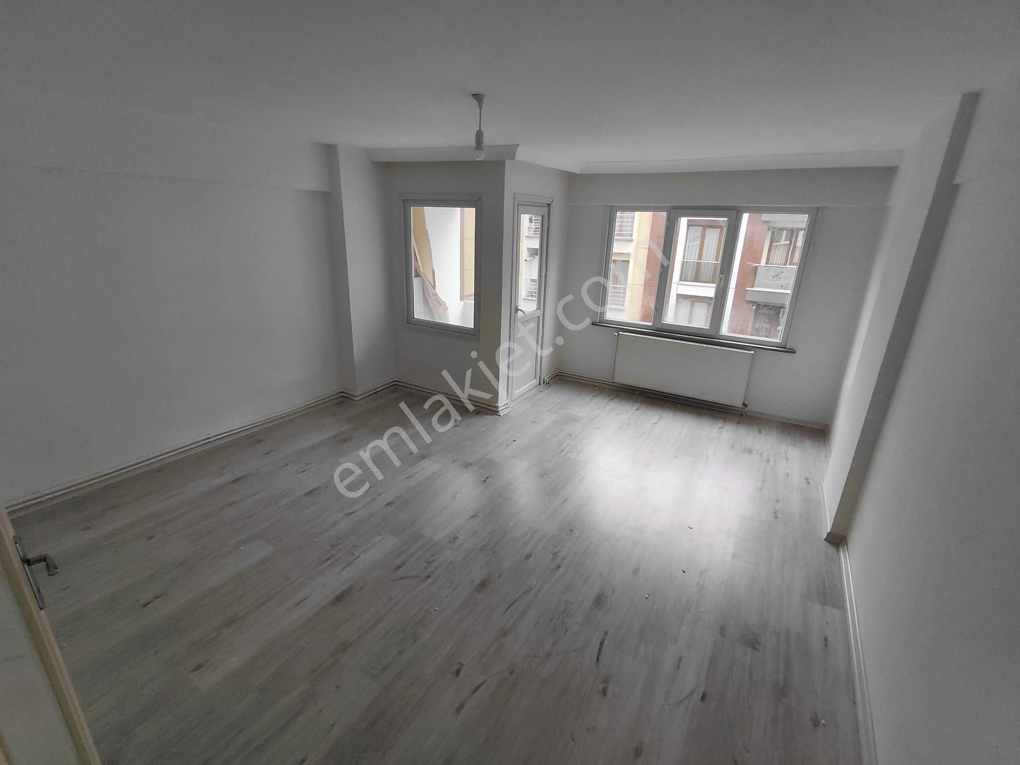 Tek Yetkili-2+1-95 M2-masrafsız-ara Kat-tülinde- Ön Cephe-2 Kat - Görsel 8