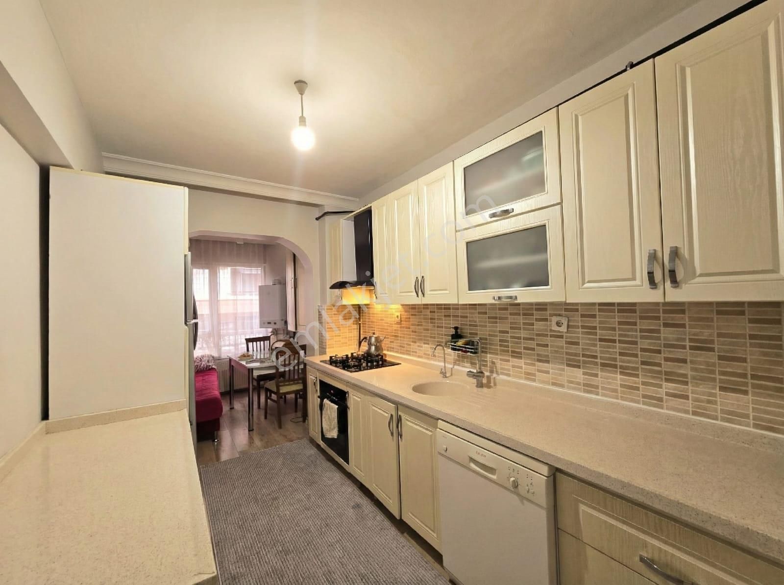 Lizbon Caddesi Yanı, Full Yapılı Ve Geniş: 120 M²net 3+1 Fırsat Daire! - Görsel 7