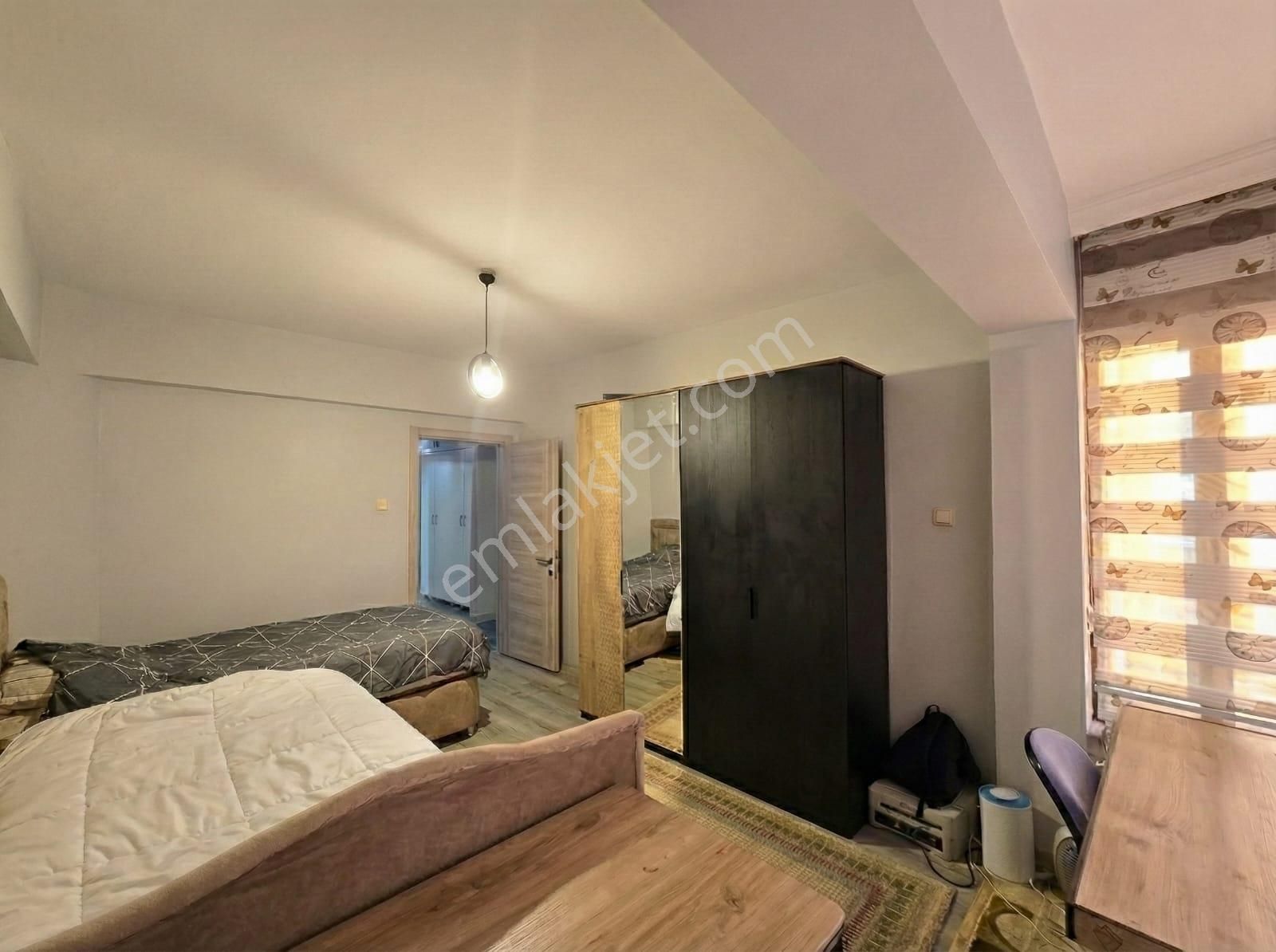 Lizbon Caddesi Yanı, Full Yapılı Ve Geniş: 120 M²net 3+1 Fırsat Daire! - Görsel 16