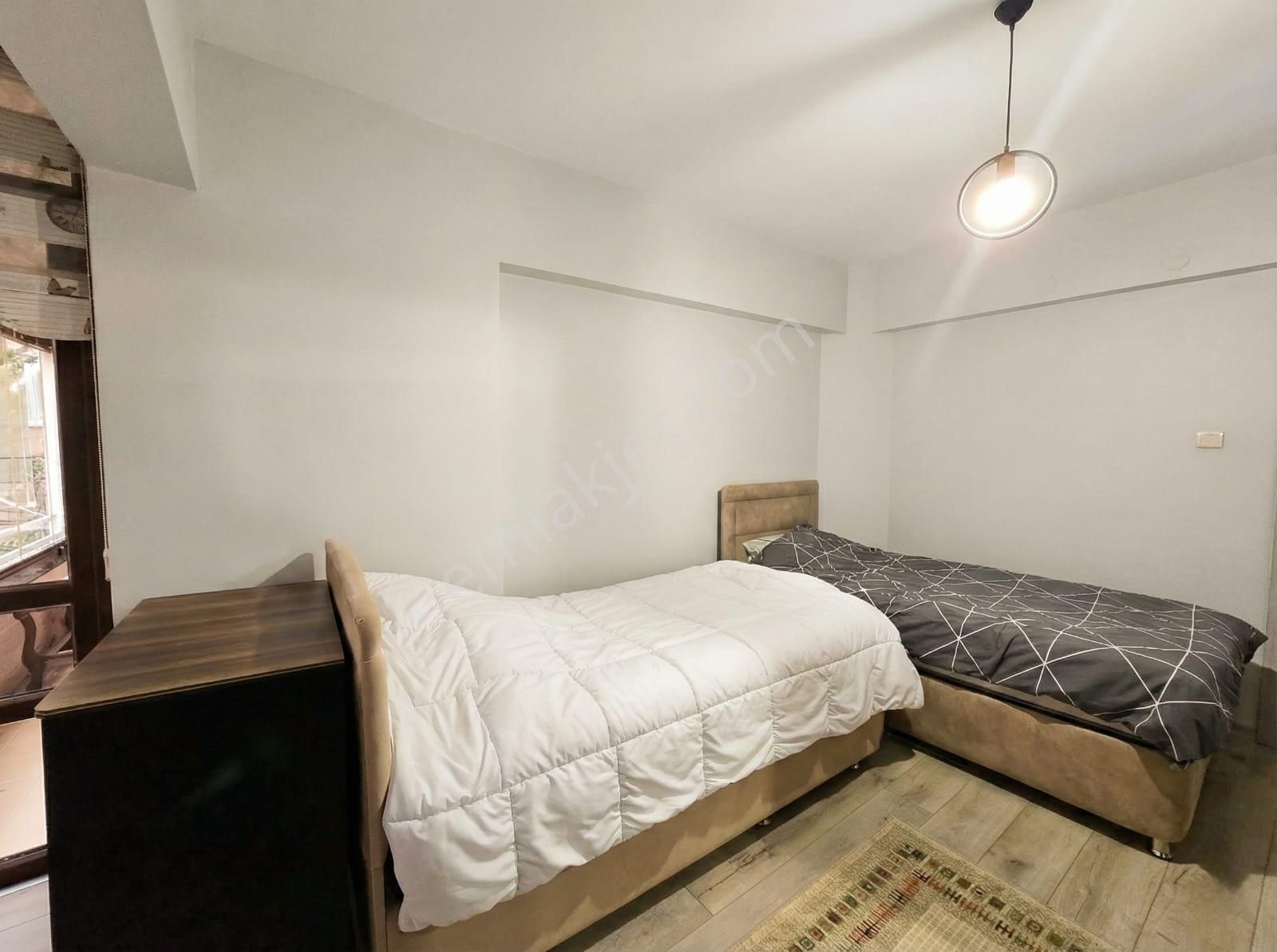 Lizbon Caddesi Yanı, Full Yapılı Ve Geniş: 120 M²net 3+1 Fırsat Daire! - Görsel 15