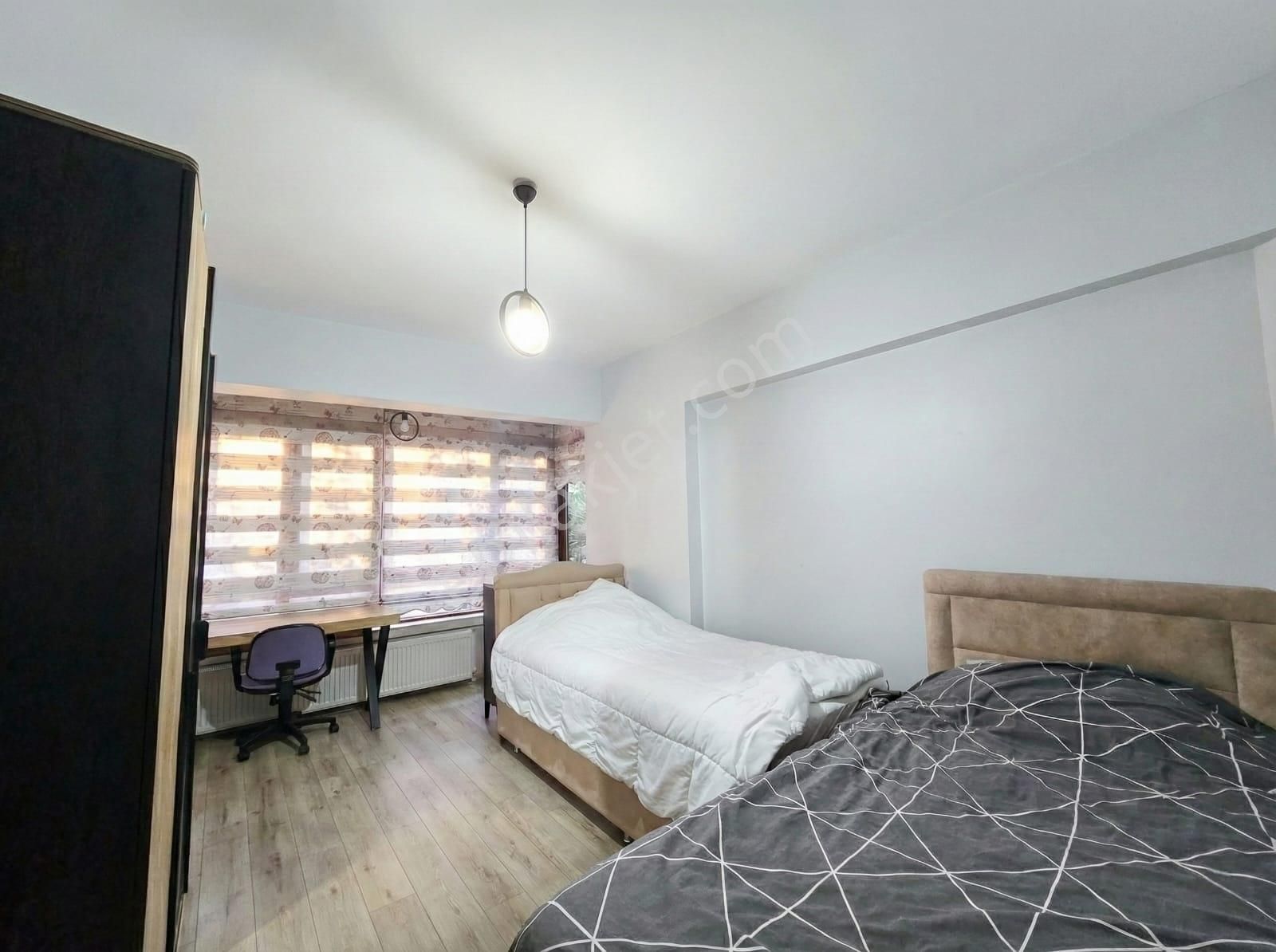 Lizbon Caddesi Yanı, Full Yapılı Ve Geniş: 120 M²net 3+1 Fırsat! - Görsel 4