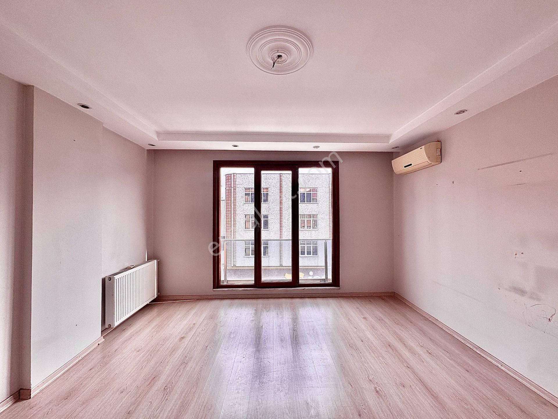 Goldhouse Dan Kiralık Mahmutbey Caddesi Nde 2+1 Daire