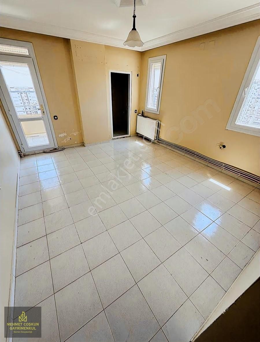 K.evren Semt Pazarı Karşısı D.gazlı Geniş Kiralık 4+1 Daire - Görsel 24