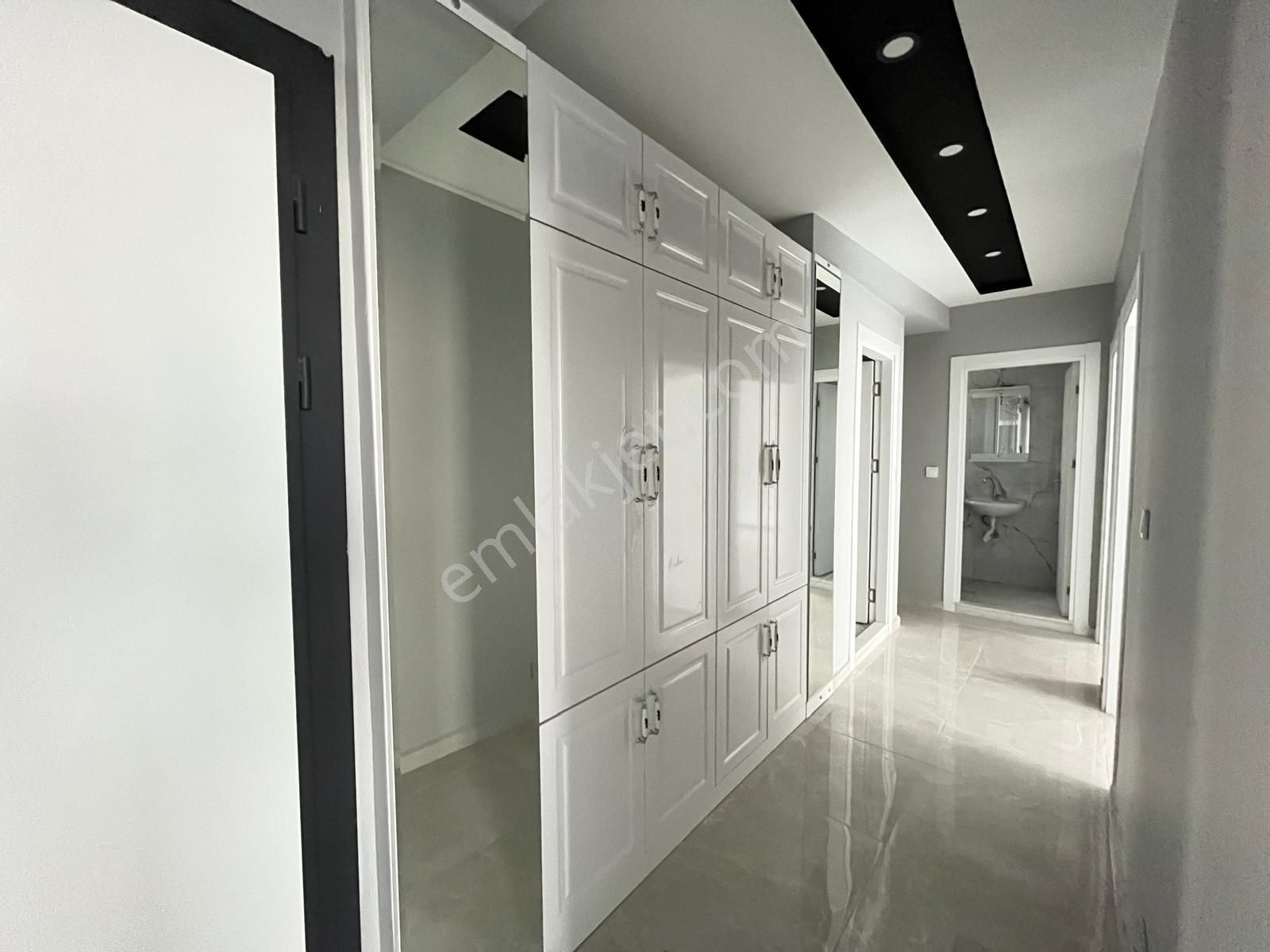 Tuncay Kartal 'dan Çamlıca Mh De Özel Garajlı İskanlı Fırsat 3+1 - Görsel 2