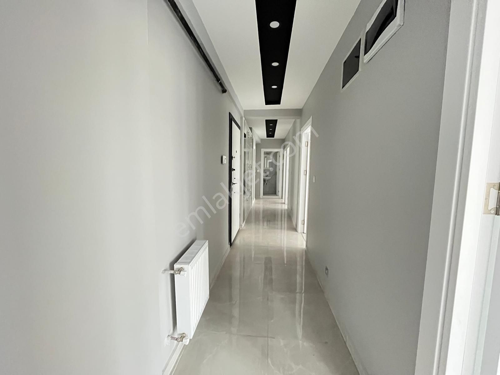 Tuncay Kartal 'dan Çamlıca Mh De Özel Garajlı İskanlı Fırsat 3+1 - Görsel 4