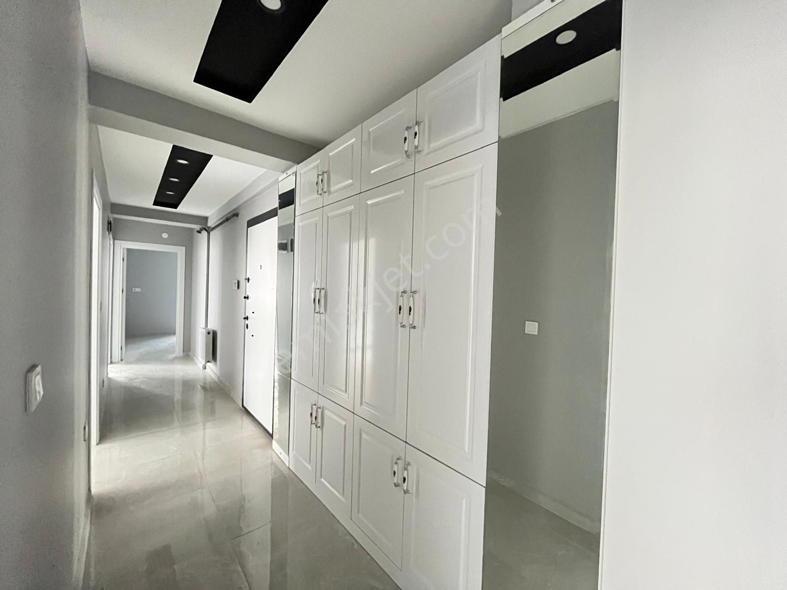 Tuncay Kartal 'dan Çamlıca Mh De Özel Garajlı İskanlı Fırsat 3+1 - Görsel 5