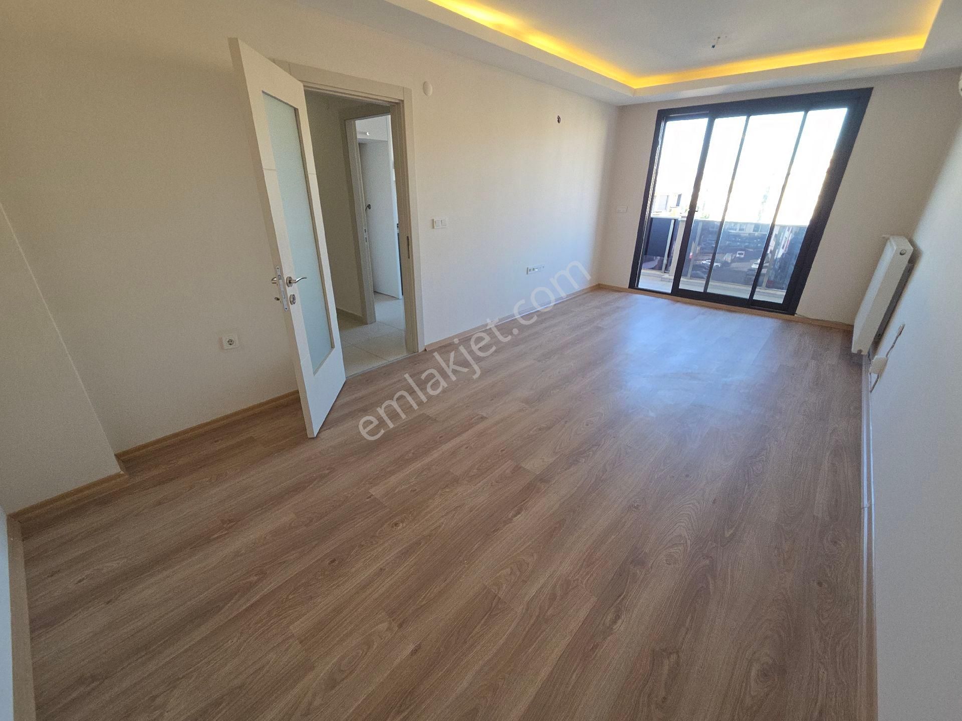 Bornova Merkez Ultra Lüx Yeni Bina 2+1 Kapalı Mutfak Otopark - Görsel 6