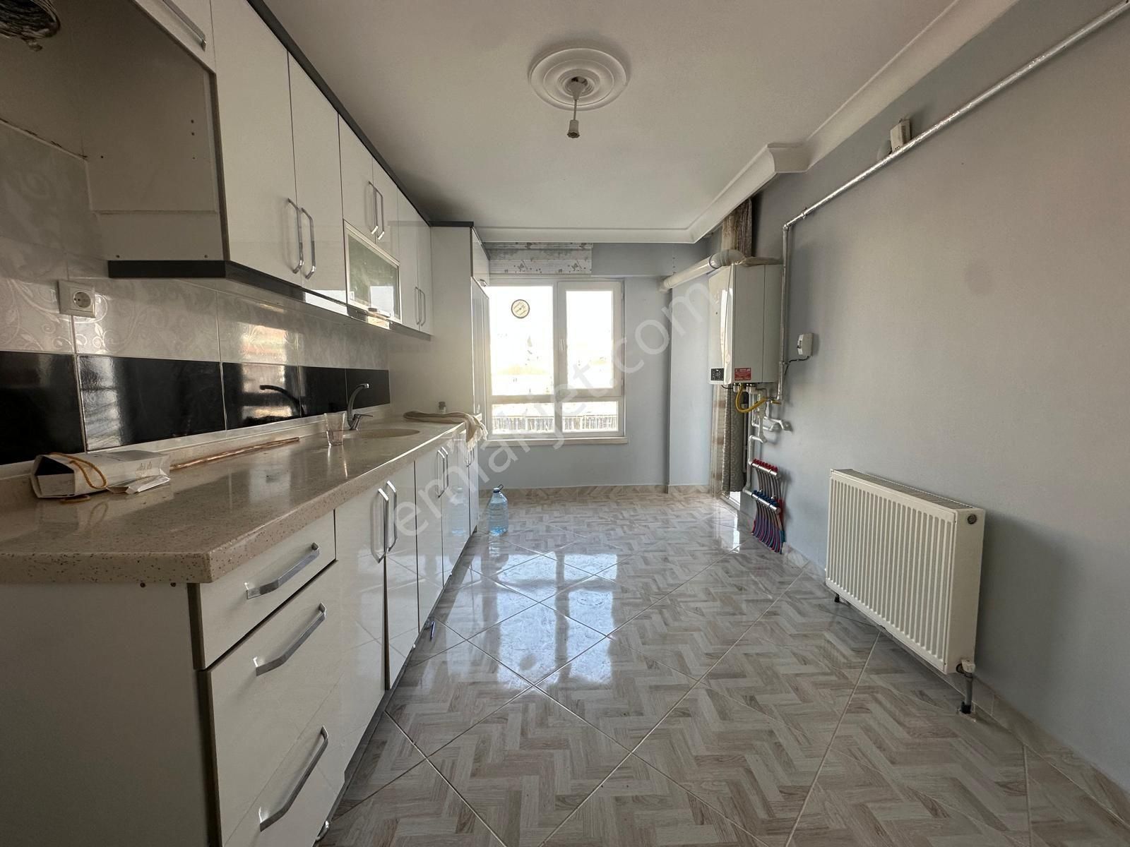 Battalgazi Çarşamba Pazarı Yakını Asansörlü Kök Tapu 3.kat 3+1 Kombi Vestiyer Duşakabin - Görsel 5