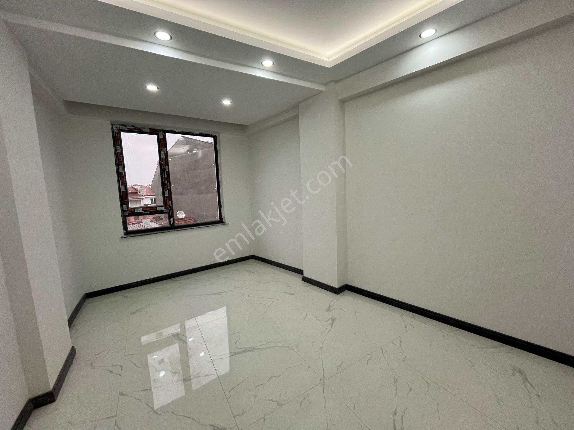 Çamlıca Mah De Cadde Yakını Önü Açık Ferah 2+0 Fırsatı - Görsel 7