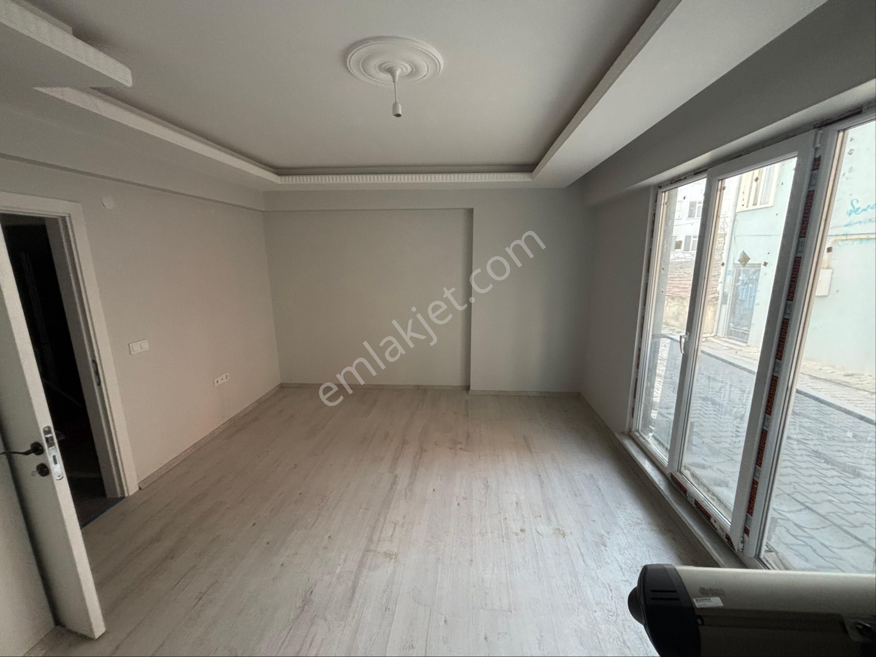 Ak Auto Gayrimenkul'dan Satılık Çınarlı Mahallesi 2+1 Daire - Görsel 28