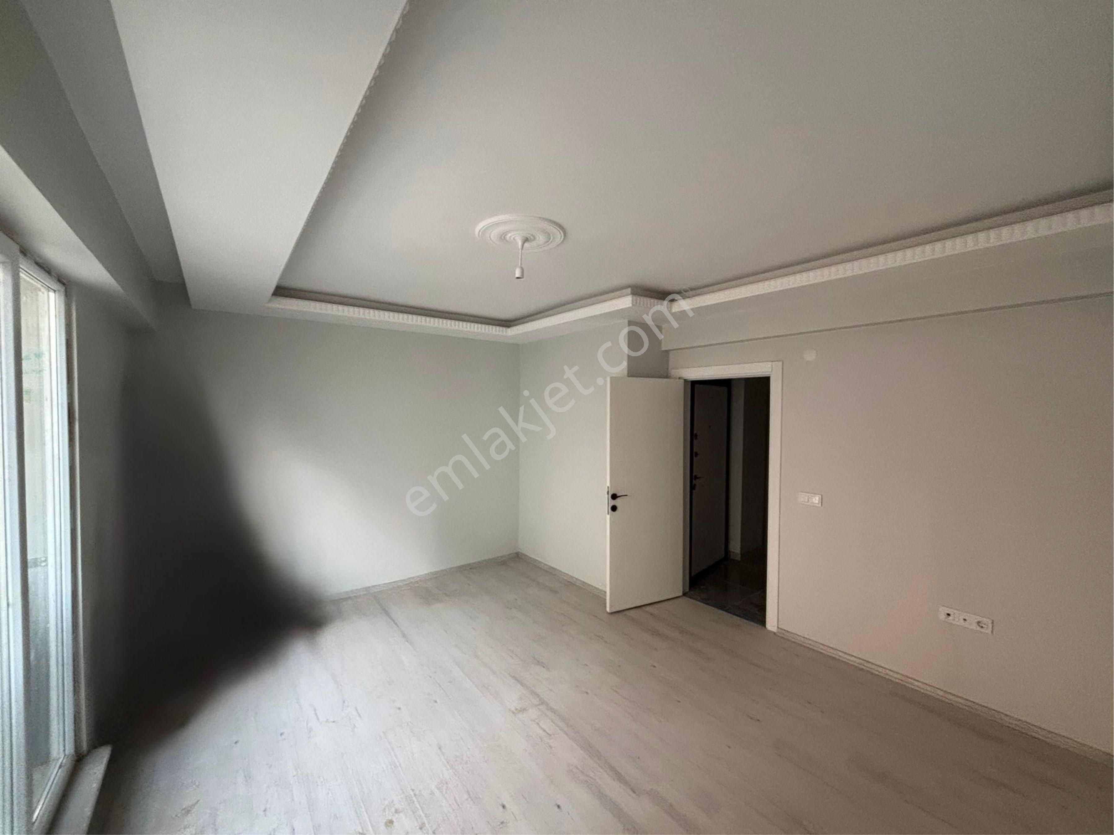 Ak Auto Gayrimenkul'dan Satılık Çınarlı Mahallesi 2+1 Daire - Görsel 2