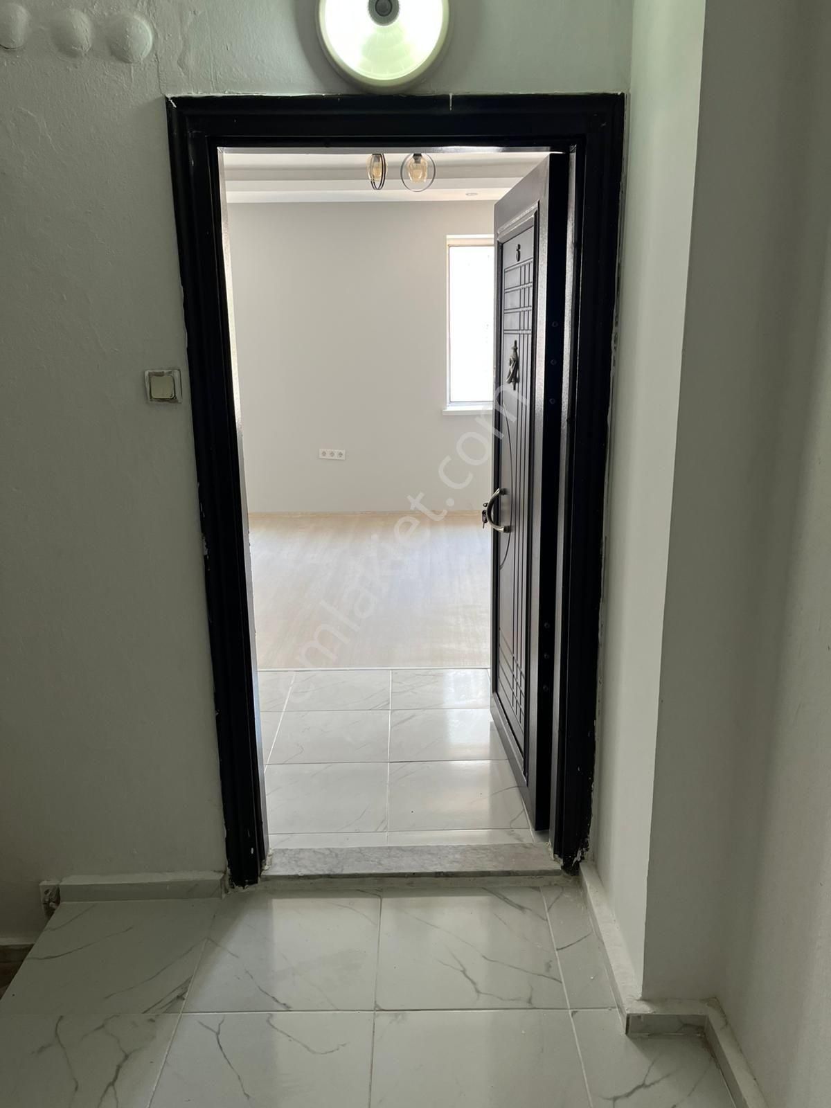 Cebesoy Caddesi Üzeri İçi Yapılı 2+1 - Görsel 19