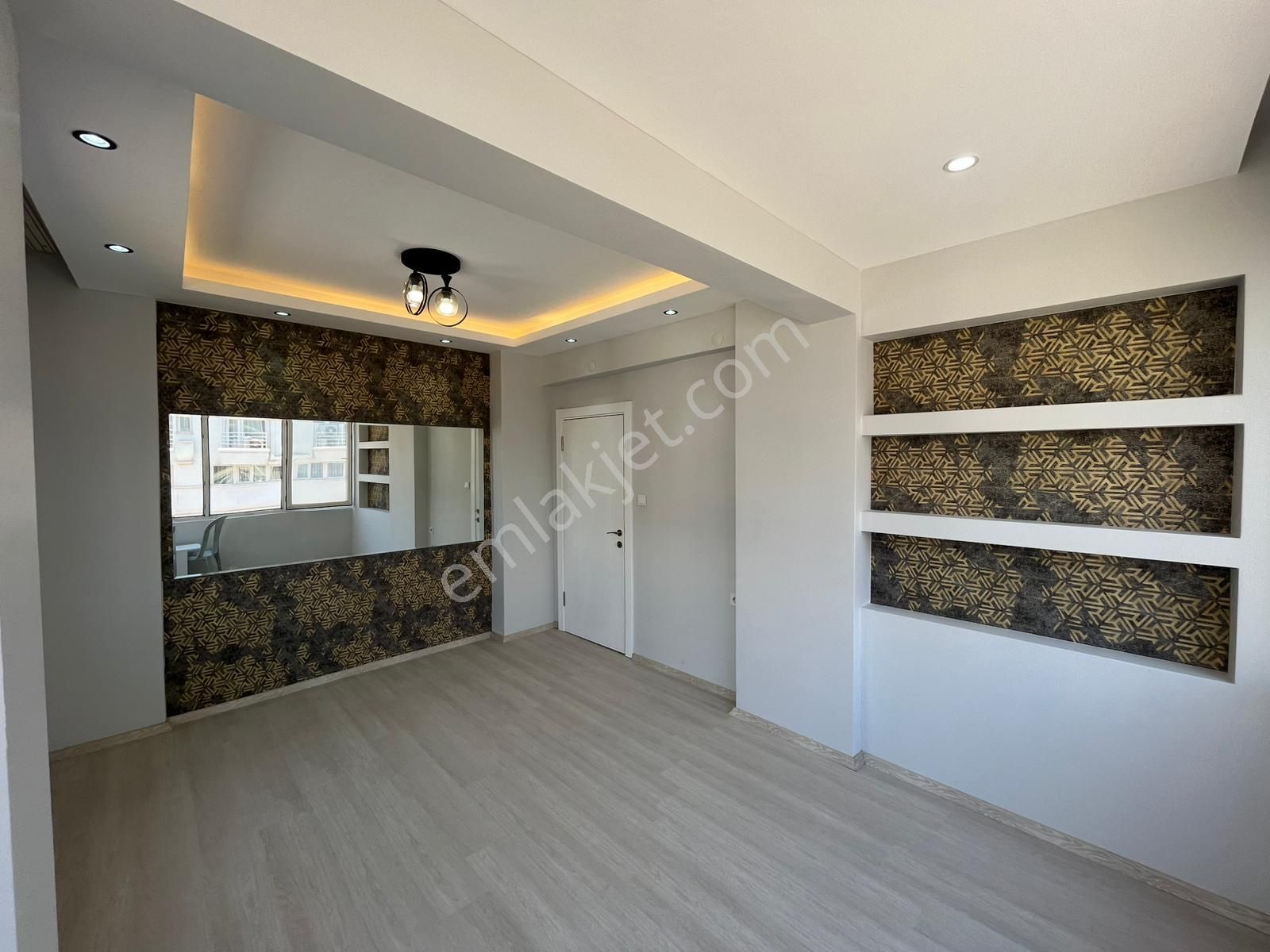 Cebesoy Caddesi Üzeri İçi Yapılı 2+1 - Görsel 10