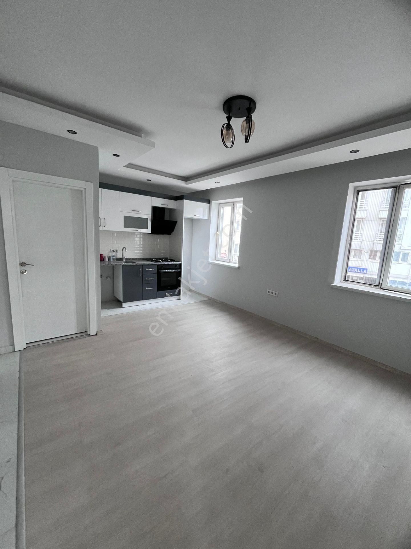 Cebesoy Caddesi Üzeri İçi Yapılı 2+1 - Görsel 7