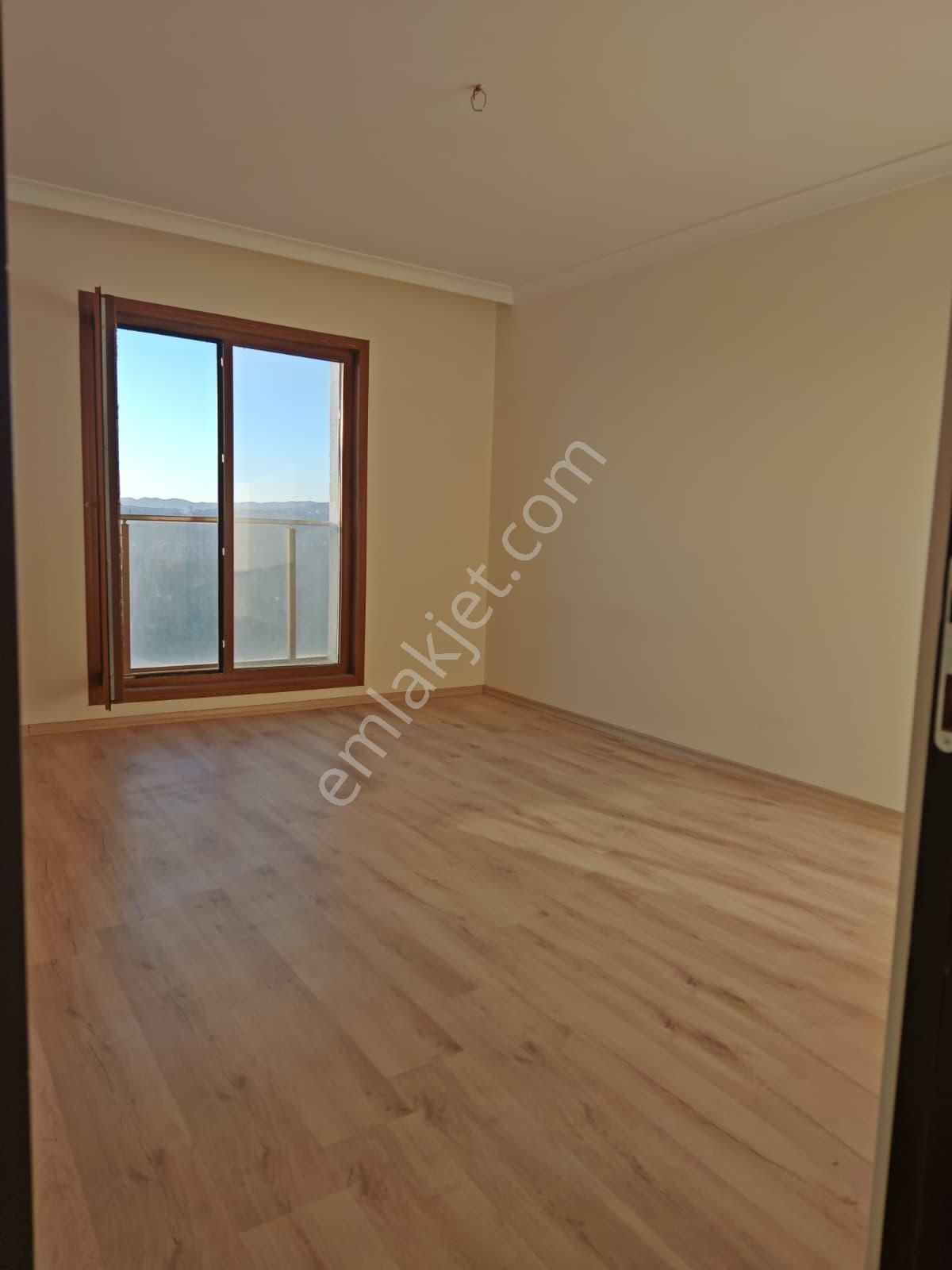 Başpınar'da Çok Katlı Sitede Full Yapılı 150 M2 3+1 5.kat Satılık Daire !! - Görsel 9