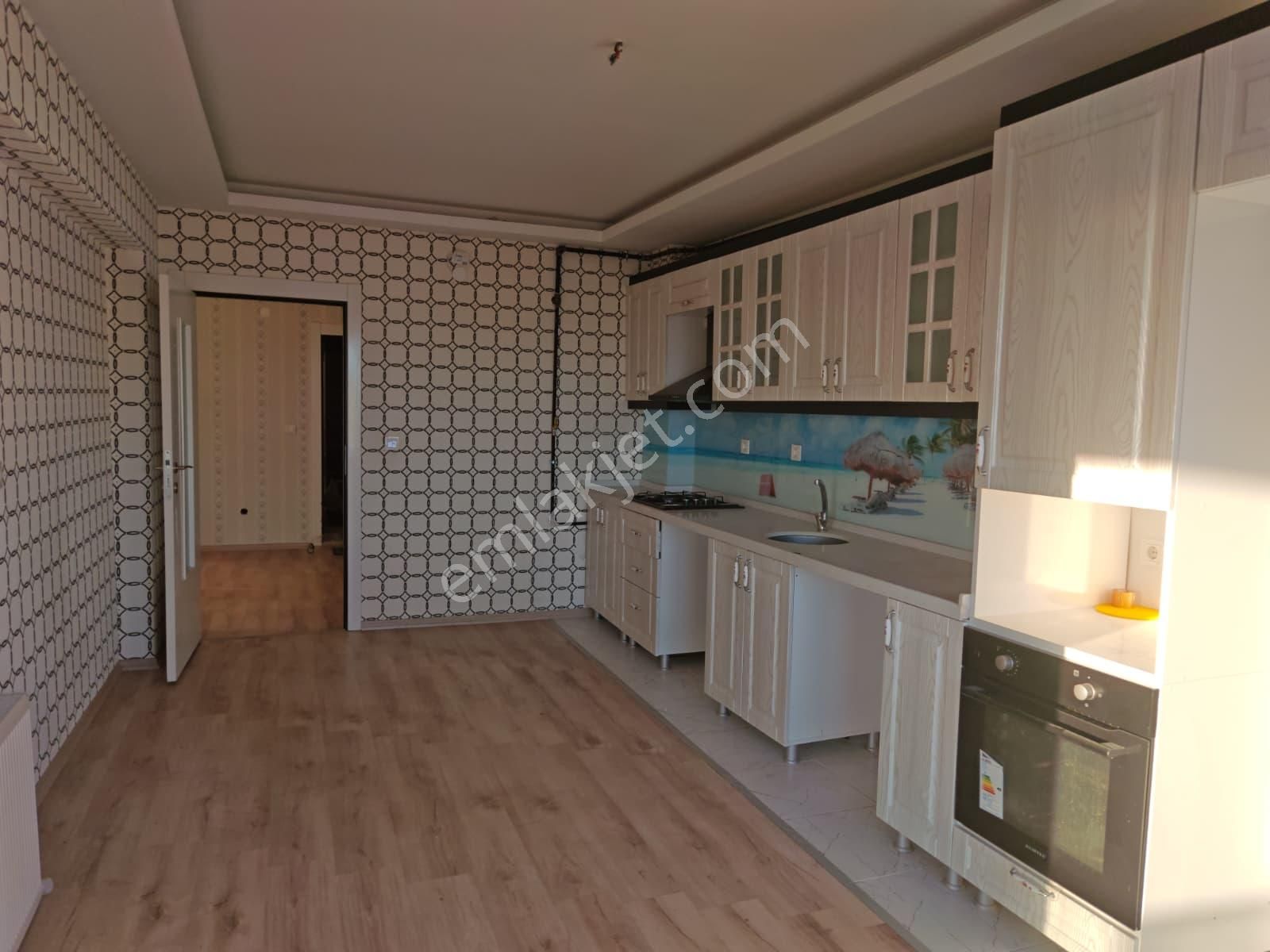 Başpınar'da Çok Katlı Sitede Full Yapılı 150 M2 3+1 5.kat Satılık Daire !! - Görsel 3