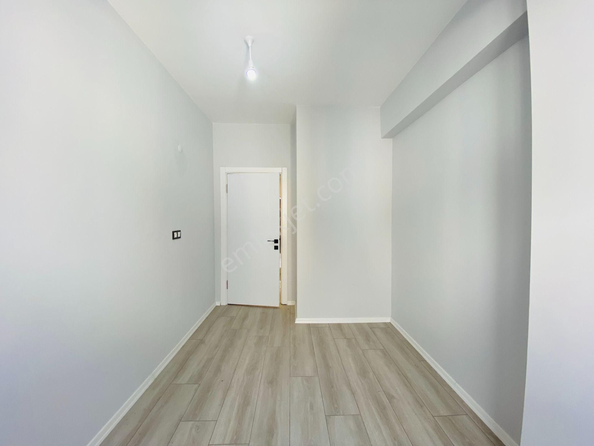 Güven'den Kapaklı'da Caddeye Yakın,kapalı Otoparklı 2+1 Daire - Görsel 20