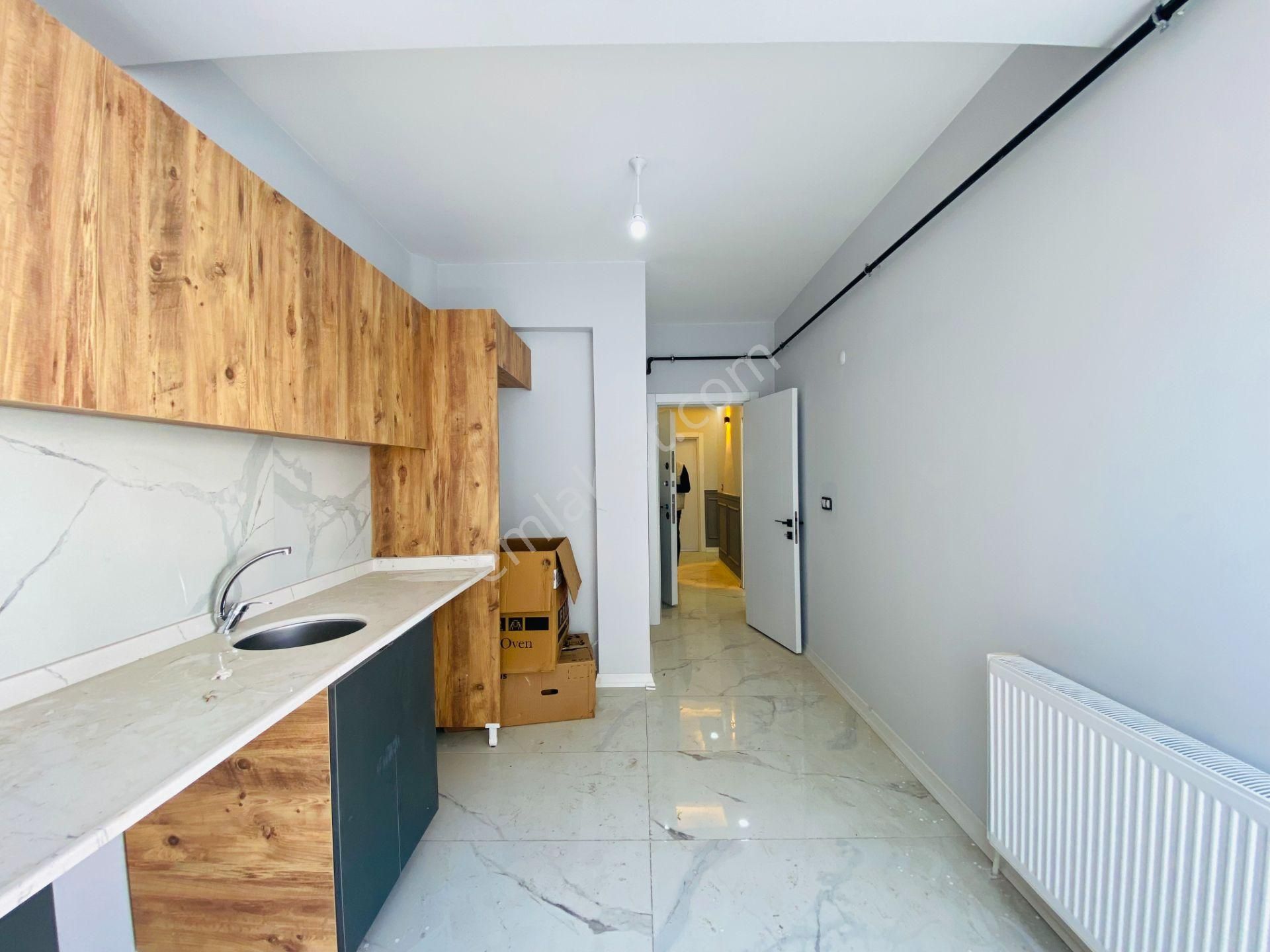 Güven'den Kapaklı'da Caddeye Yakın,kapalı Otoparklı 2+1 Daire - Görsel 12