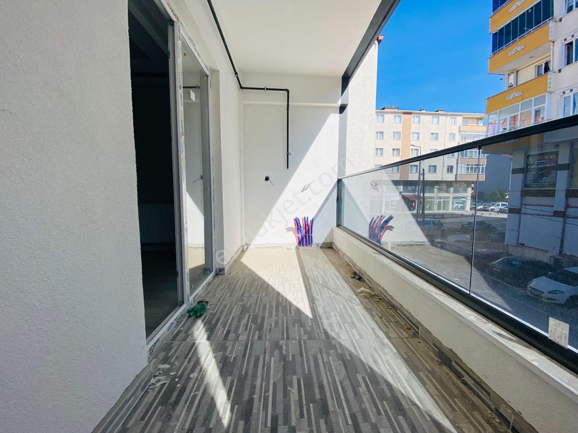 Güven'den Kapaklı'da Caddeye Yakın,kapalı Otoparklı 2+1 Daire - Görsel 9