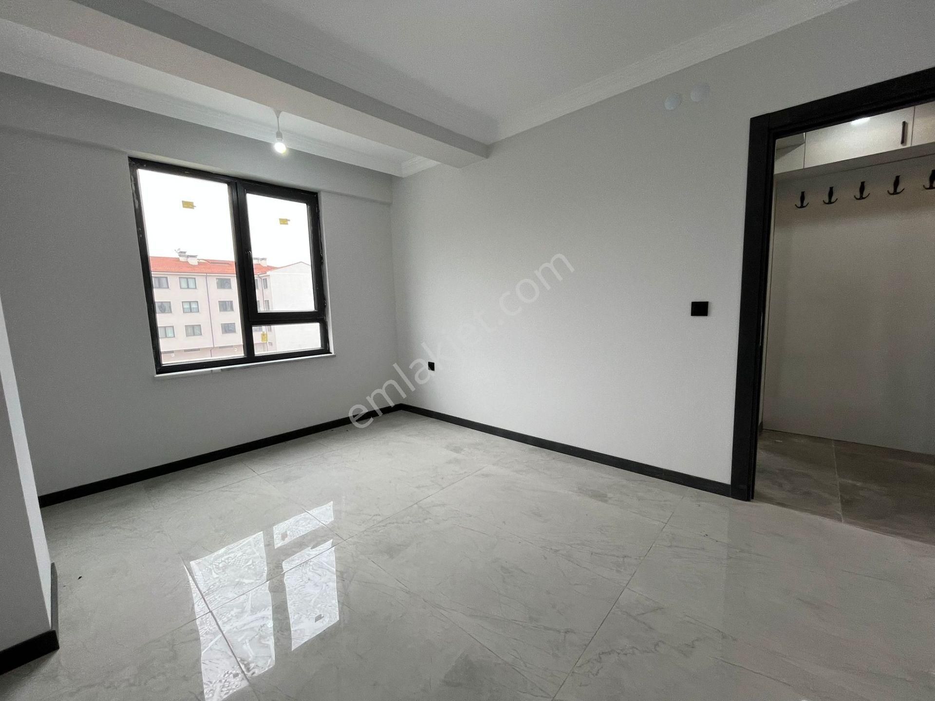 Tuncay Kartal'dan Çamlıca Mh'de İskanlı 3+1 Daire Fırsatı - Görsel 17