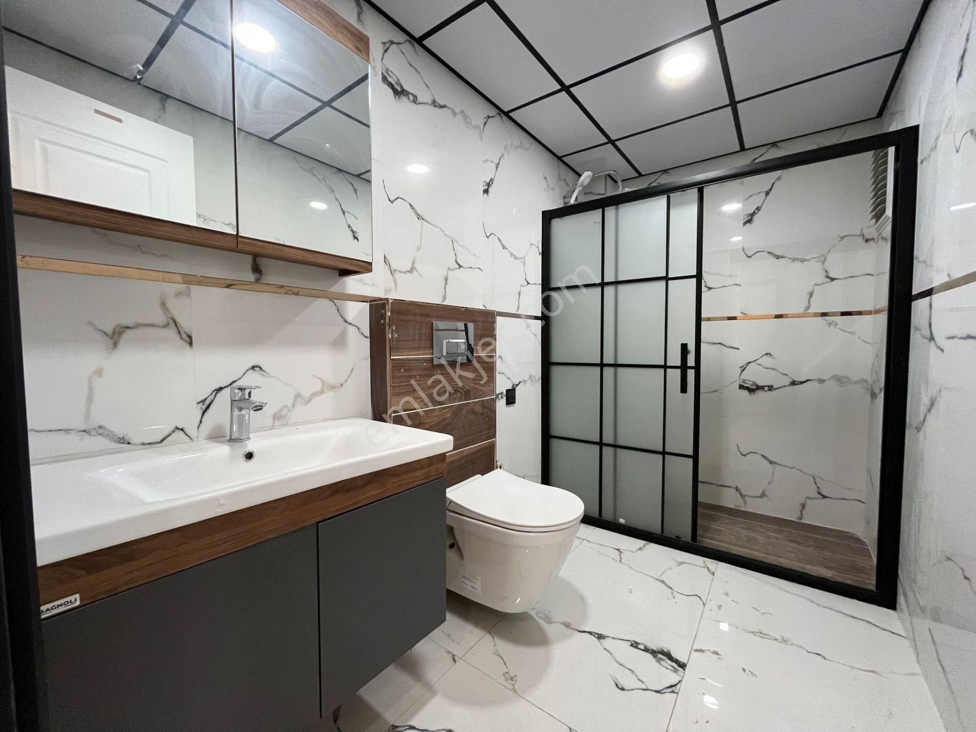 Tuncay Kartal'dan Çamlıca Mh'de İskanlı 3+1 Daire Fırsatı - Görsel 3