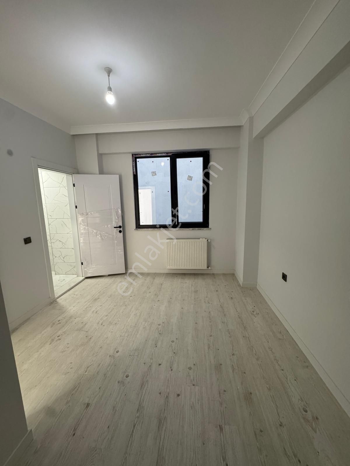 Edremit Askeri Lojman Civarında Sıfır - Görsel 9