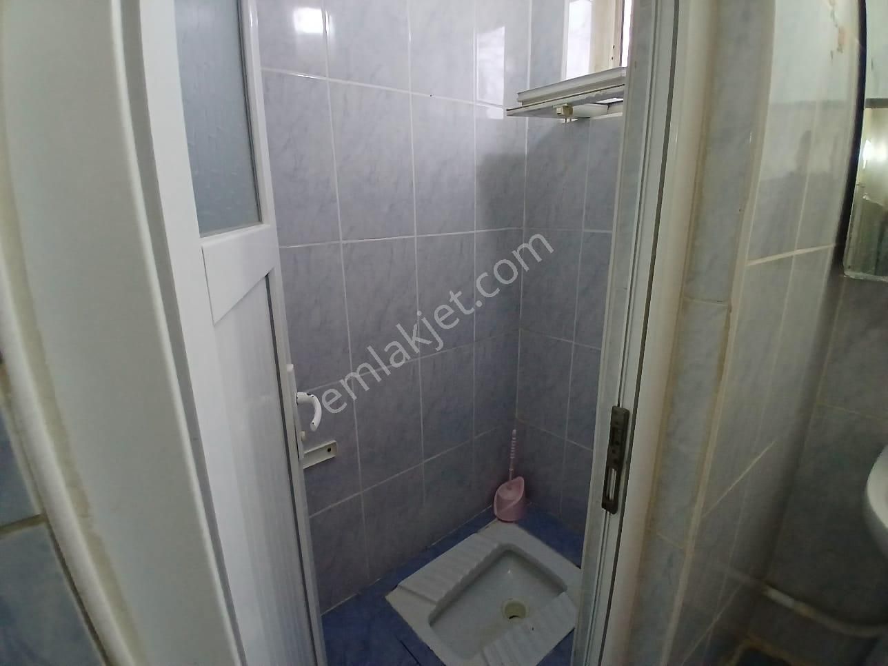 Akçay Emlak'tan Akşehir Gazi Mahallesi Bahçelievler Ortaokulu Yanında Doğalgazlı Kiralık Müstakil Ev - Görsel 18