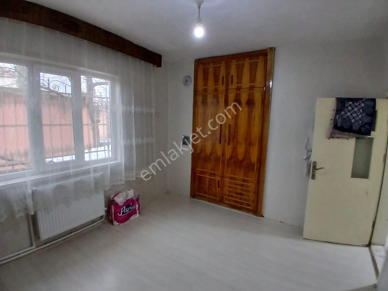 Akçay Emlak'tan Akşehir Gazi Mahallesi Bahçelievler Ortaokulu Yanında Doğalgazlı Kiralık Müstakil Ev - Görsel 15