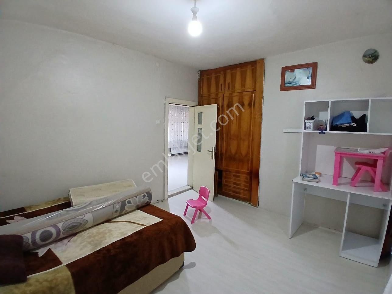 Akçay Emlak'tan Akşehir Gazi Mahallesi Bahçelievler Ortaokulu Yanında Doğalgazlı Kiralık Müstakil Ev - Görsel 28