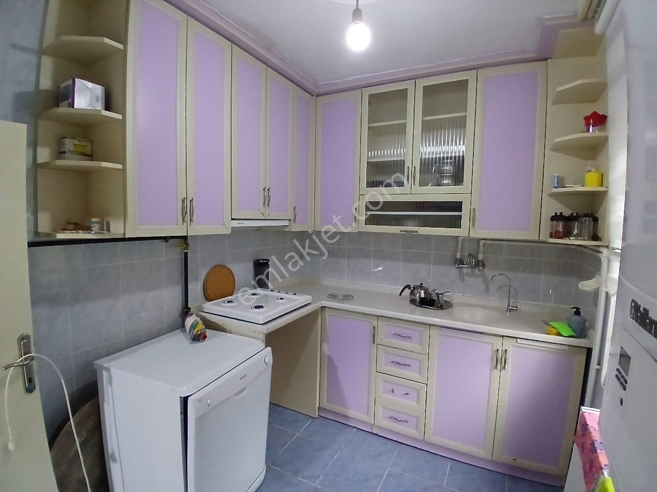 Akçay Emlak'tan Akşehir Gazi Mahallesi Bahçelievler Ortaokulu Yanında Doğalgazlı Kiralık Müstakil Ev - Görsel 3