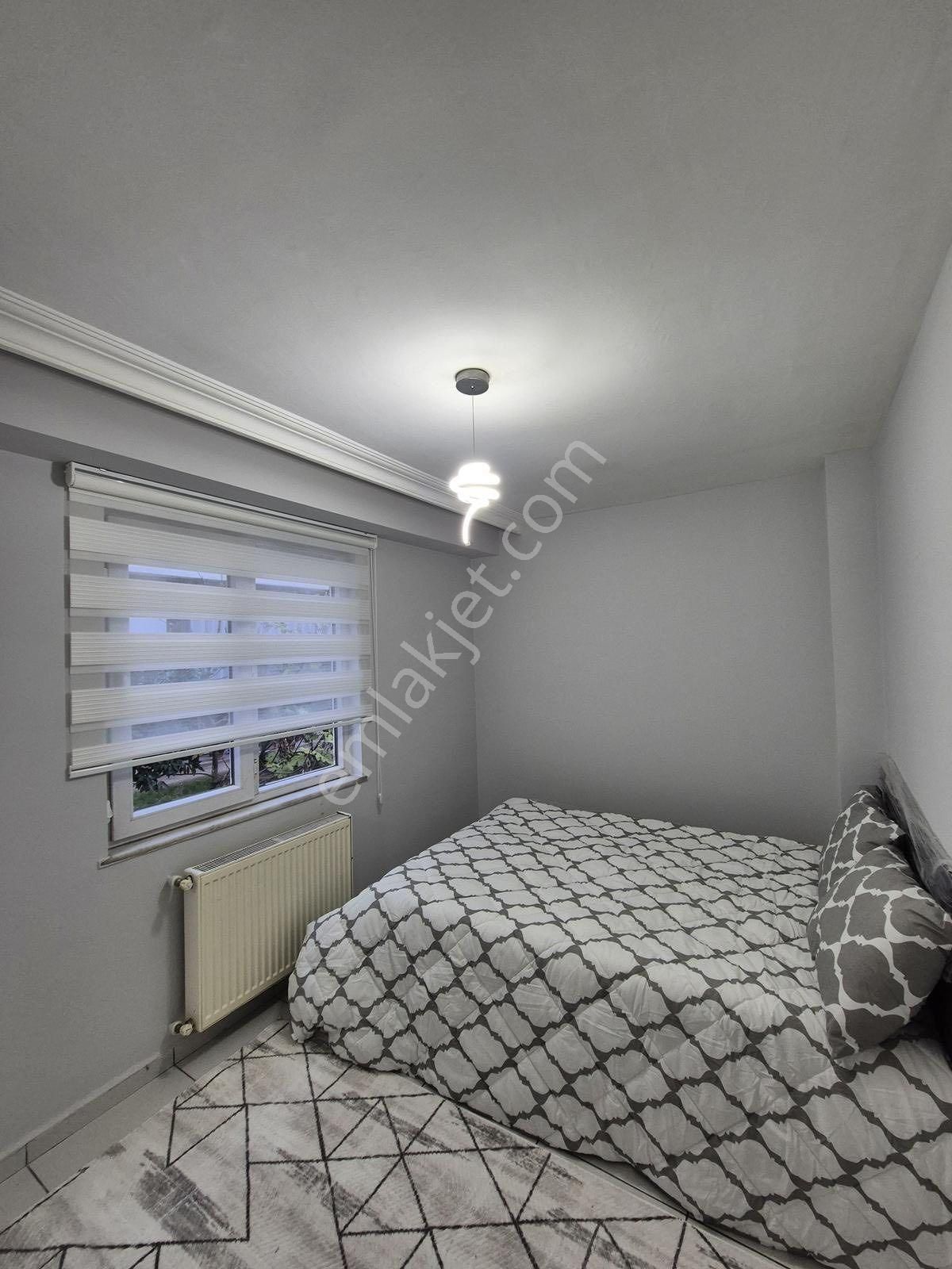 Sırakapılar Mahallesi Devlet Hastahanesi Karşısında 12 Yıllık Binada Yüksek Zemin Kat 1+1/45 M2 Apar - Görsel 5