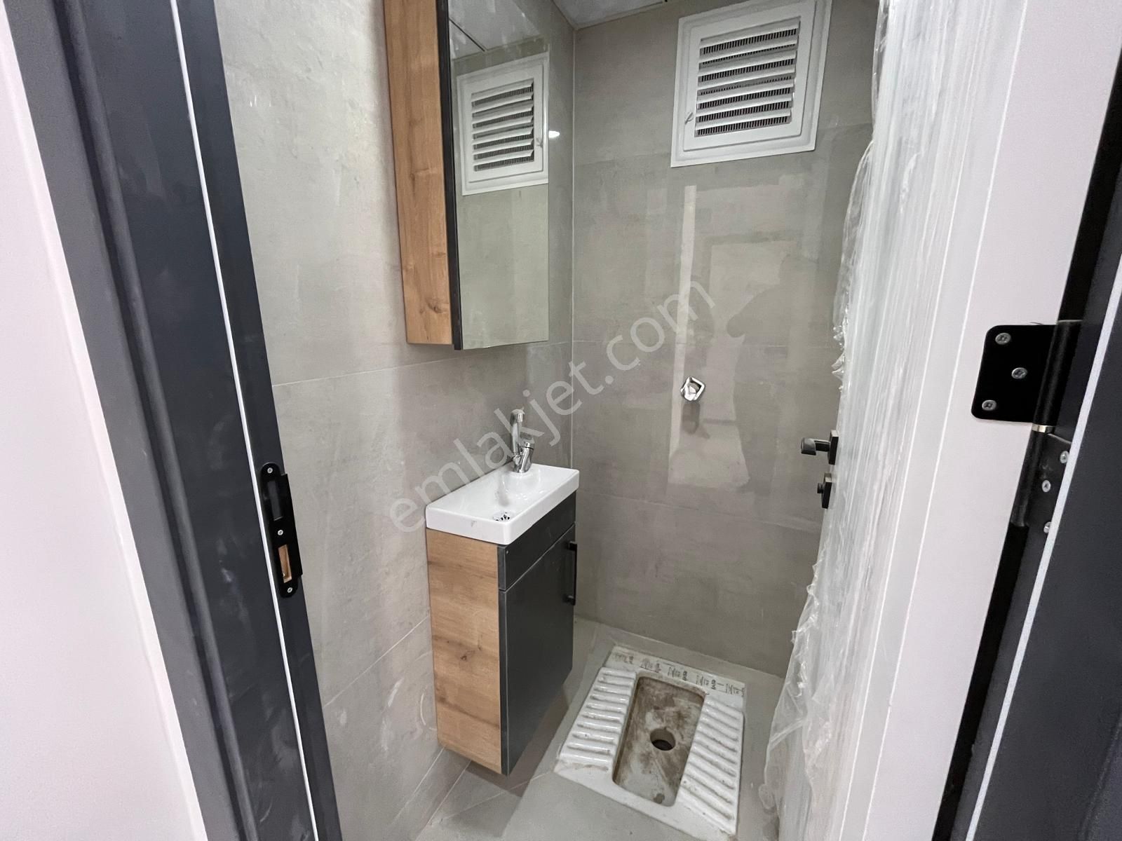 Tuncay Kartal'dan Çamlıca Mh De Ara Kat İskanlı 3+1 - Görsel 17