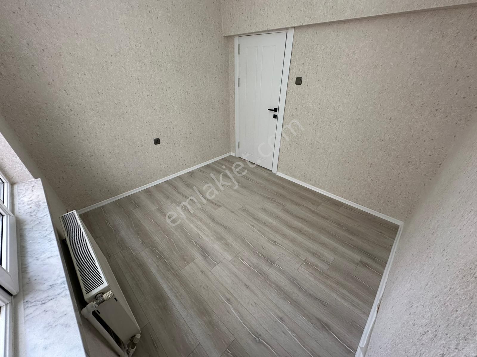 Neon Emlakt<a Etlik Te 1 Kat Full Yapılı Katta Daire - Görsel 14