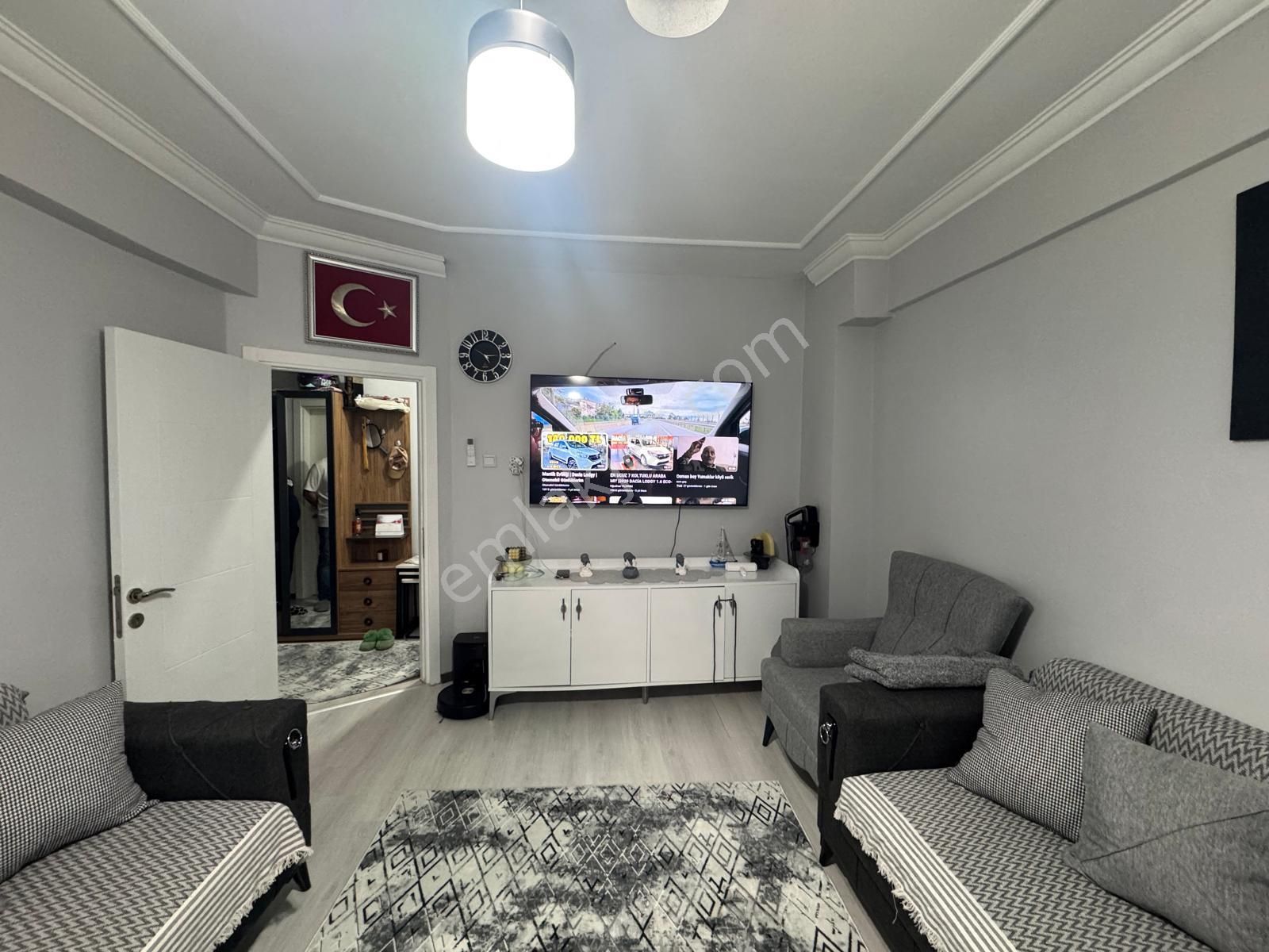 Gaziosmanpaşada Harika Konumda Acil Satılık 2+1 Fırsat Daire!!! - Görsel 4
