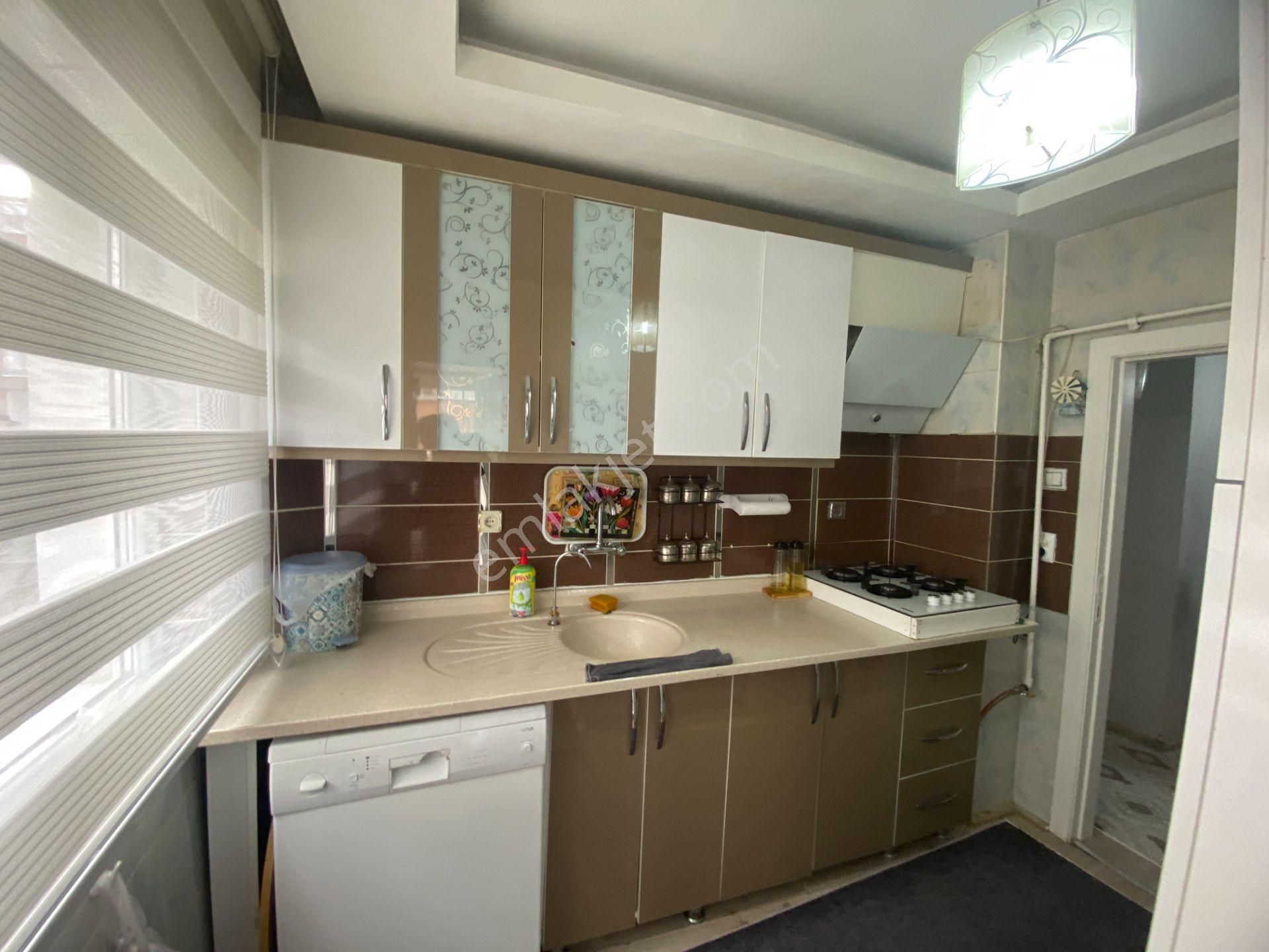 Elvan Mah'de Hızlı Trene Yakın Asansörlü 3+1 Satılık Daire - Görsel 2