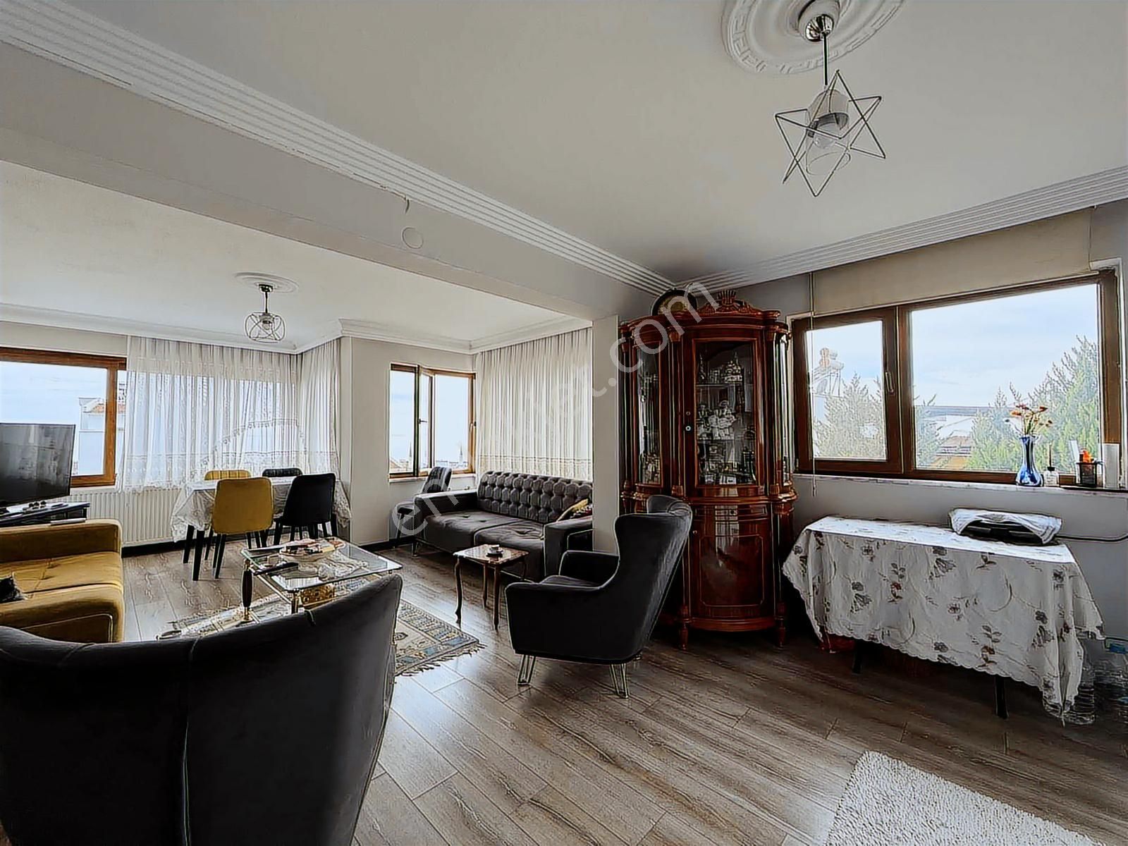 Altınoluk Merkezde 3+2 Deniz Manazarlı Satılık Tripleks - Görsel 32