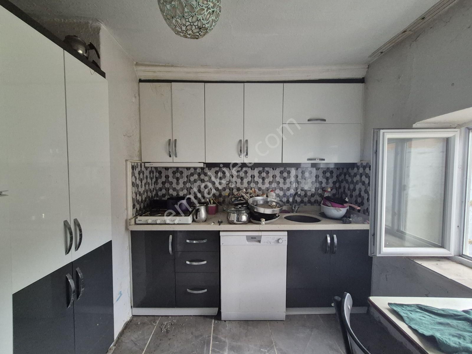 Mir'den Manyas Kızıksa'da, Kullanıma Hazır Satılık Müstakil Ev - Görsel 5