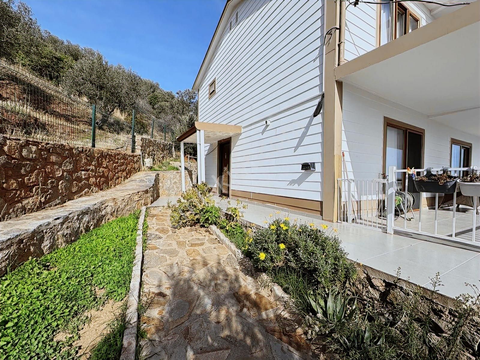 Ayvacık Sazlı'da Deniz Manzaralı Satılık Prefabrik Villa - Görsel 2