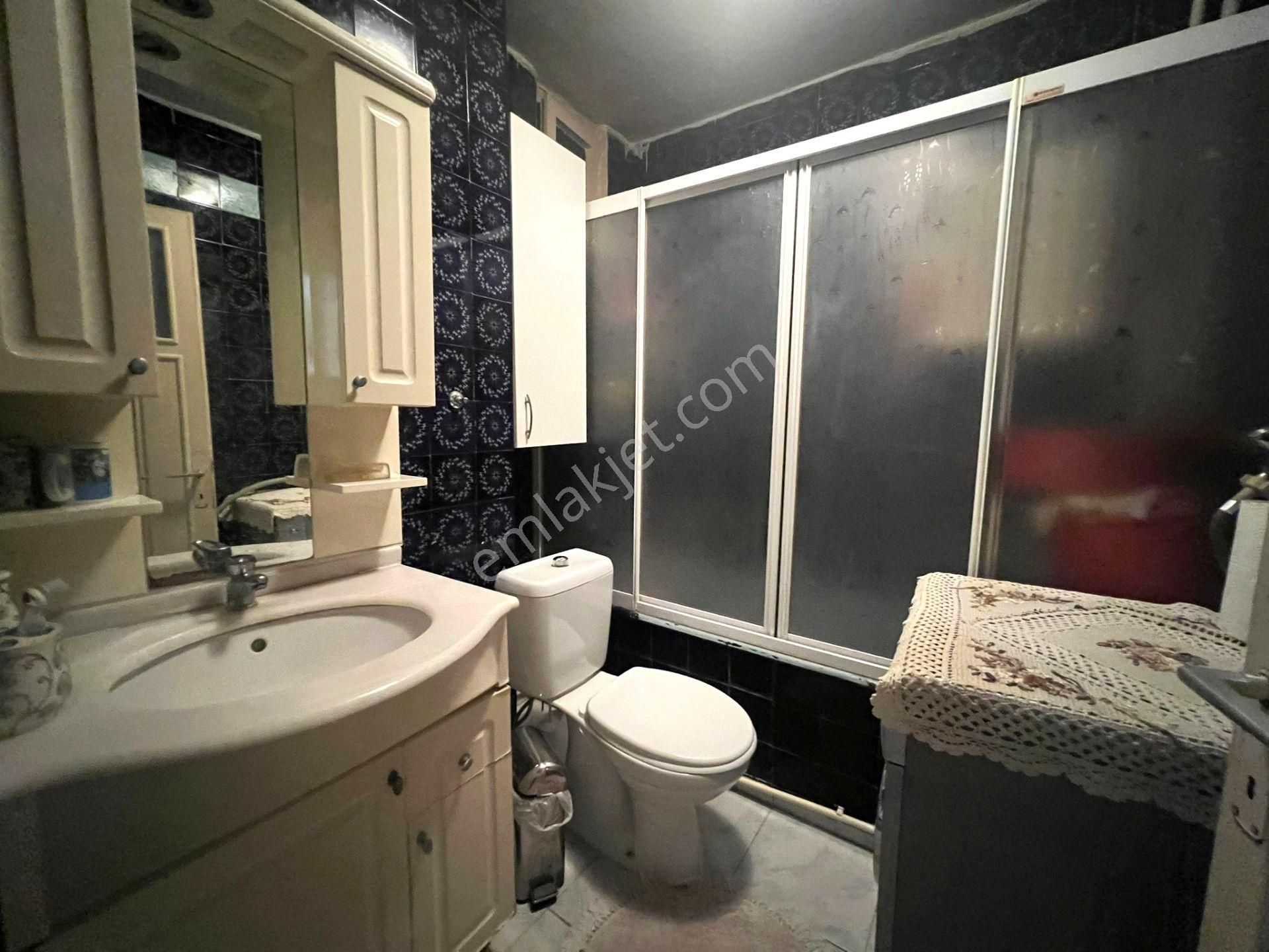 Esat Ön Cephe Cadde Üstü Asansörlü Kapalı Otoparklı 3+1 Daire - Görsel 21