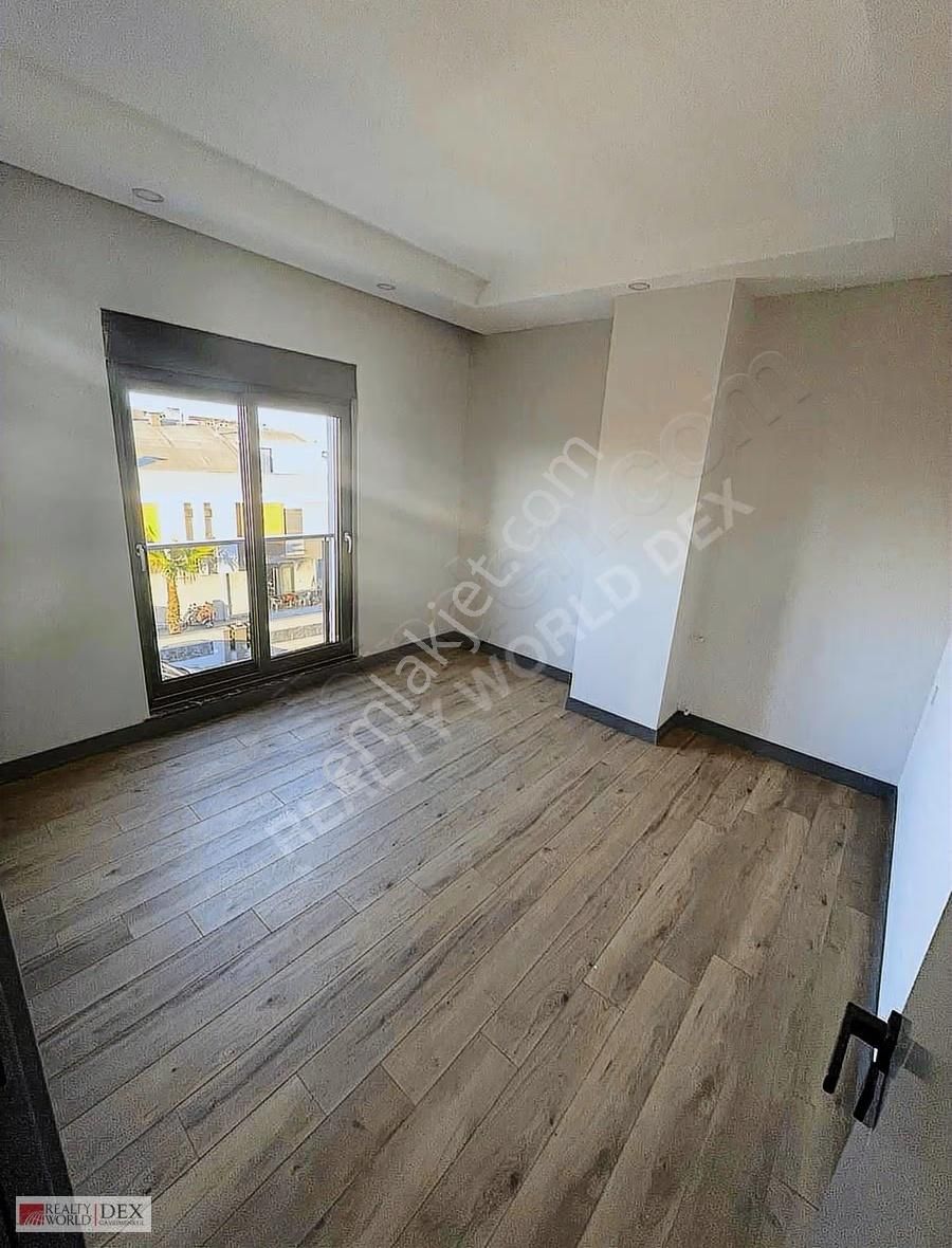 Güzeloba Kundu Truzim Yolunda 2 + 1 Dubleks Teraslı Daire - Görsel 13