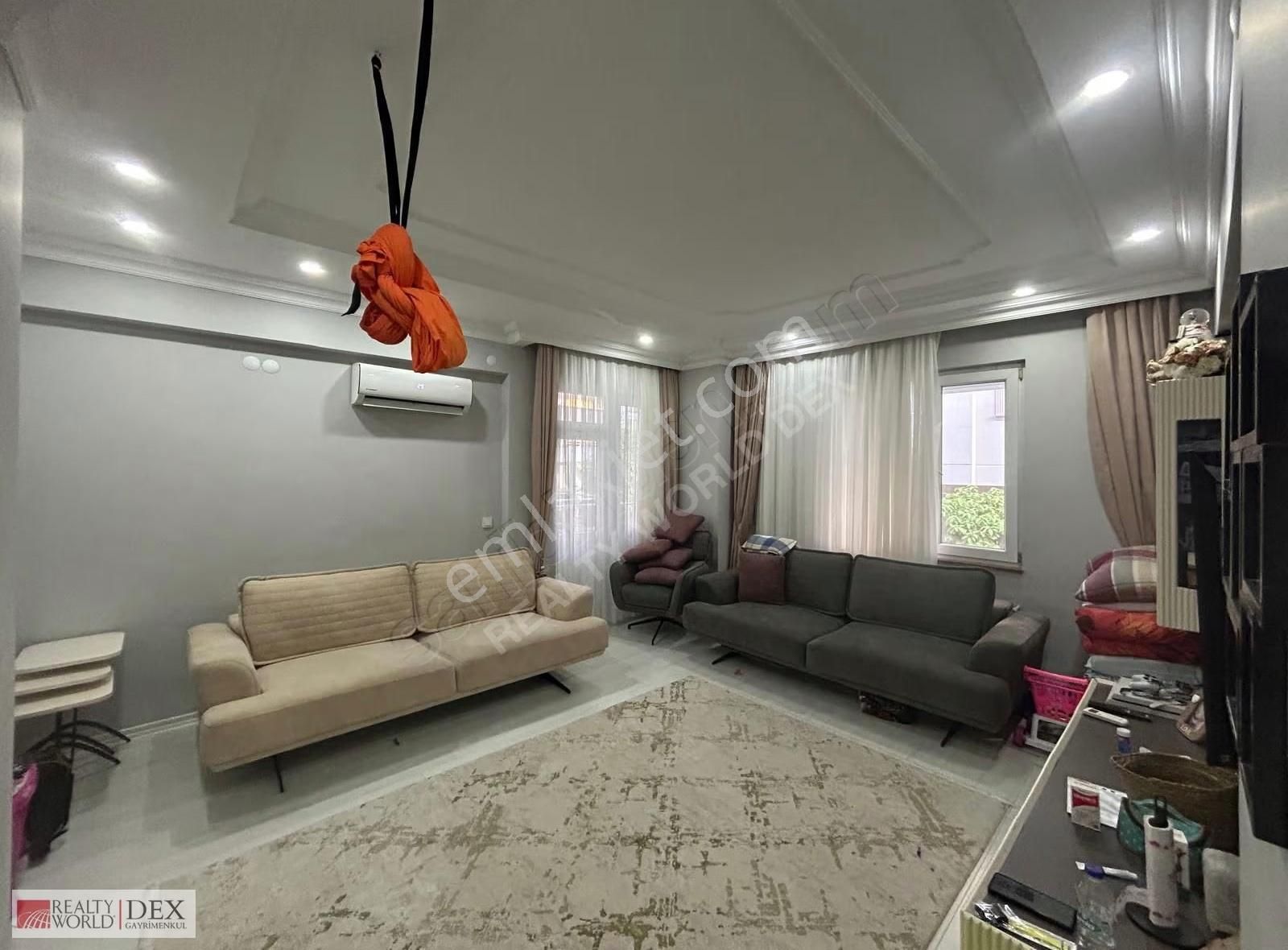 Lara Güzeloba'da 2+1 Eşyasız Kiralık Daire