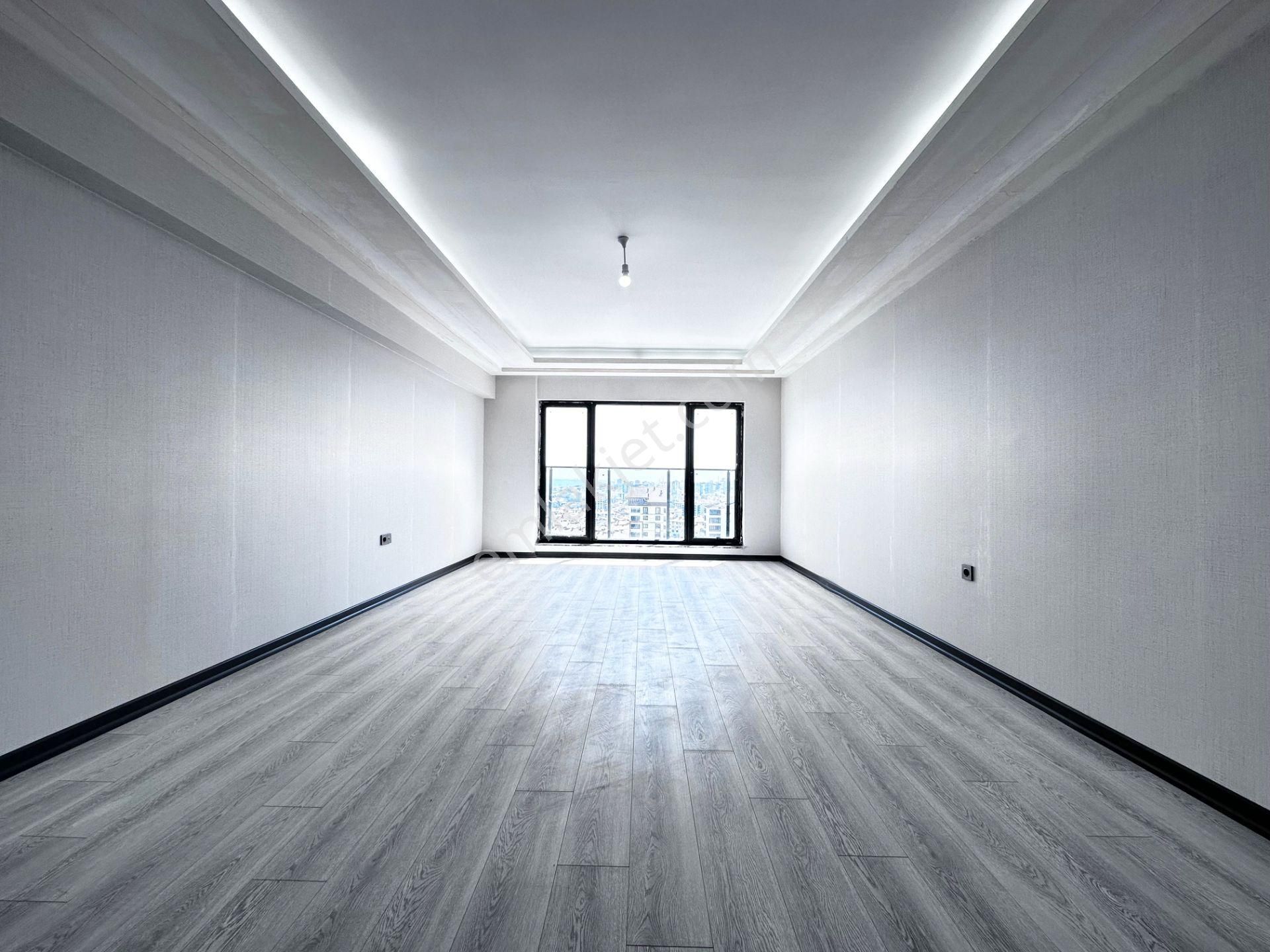 Pursaklar Mehmet Zengin Emlak'tan Hastane Yakını Teras Balkonlu 2.kat 4+1 Ultra Lüks Sitede - Görsel 9