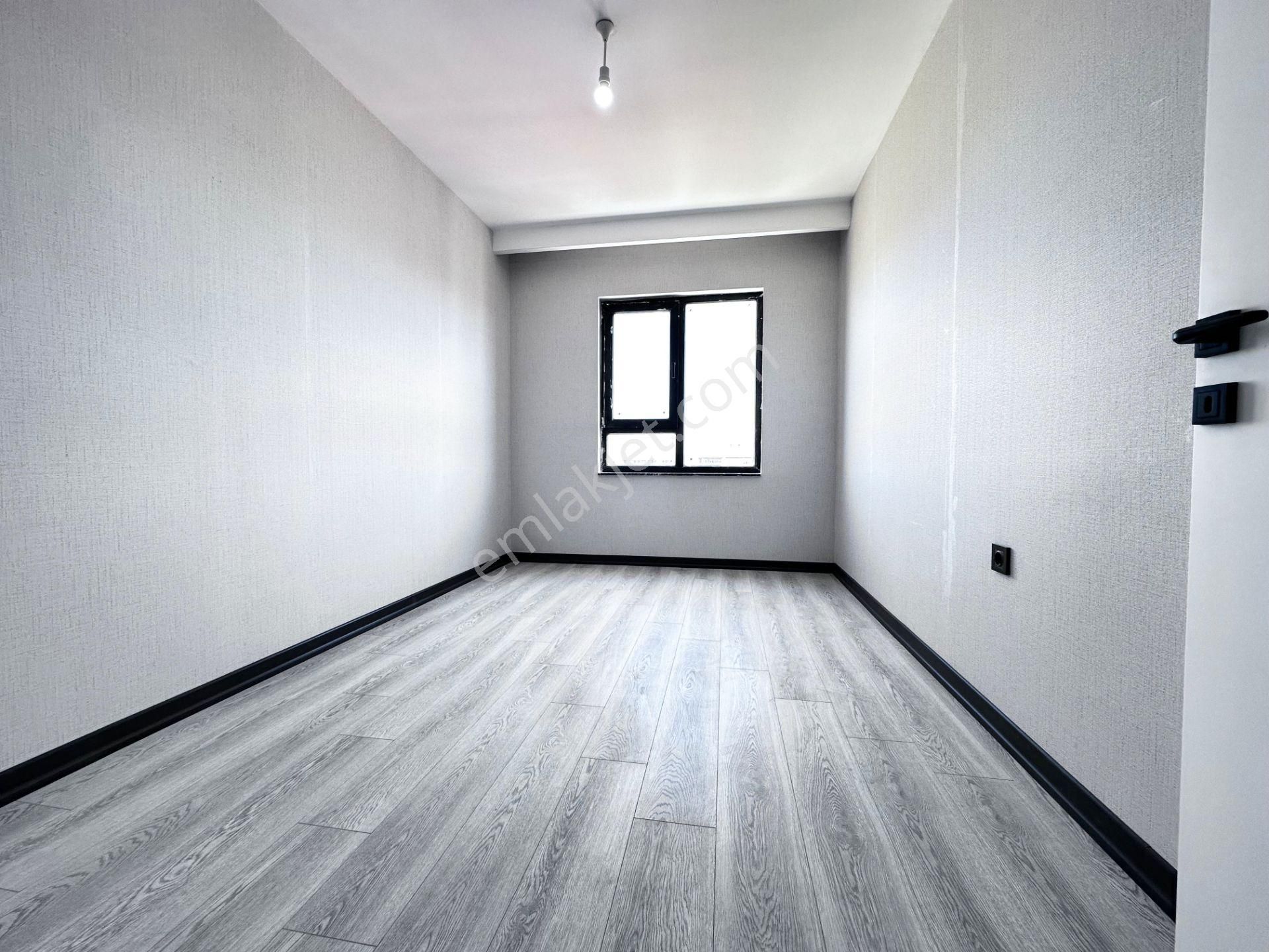 Pursaklar Mehmet Zengin Emlak'tan Hastane Yakını Teras Balkonlu 2.kat 4+1 Ultra Lüks Sitede - Görsel 18