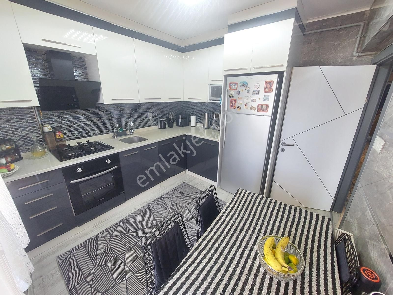 Şeref Emlak Full Yenilenmiş Satılık Daire 4.990.000 Tl - Görsel 31