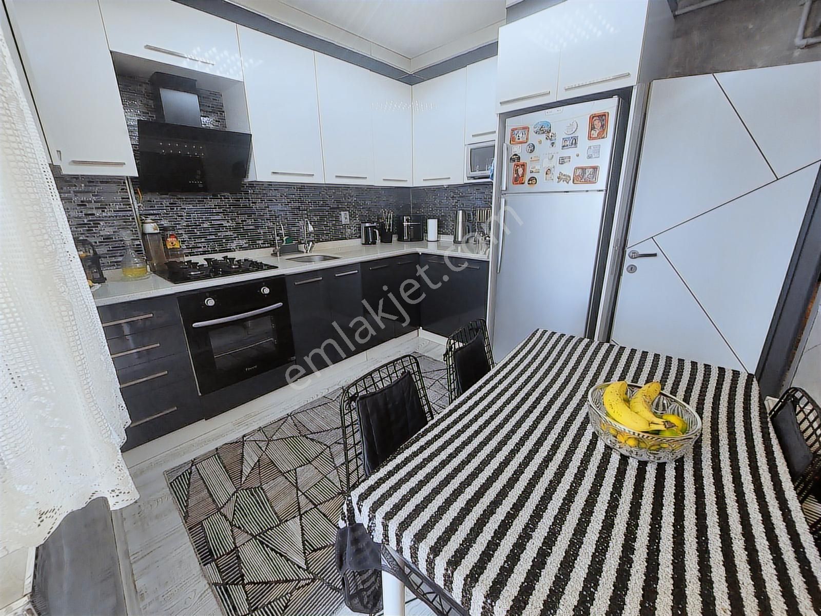 Şeref Emlak Full Yenilenmiş Satılık Daire 4.990.000 Tl - Görsel 23