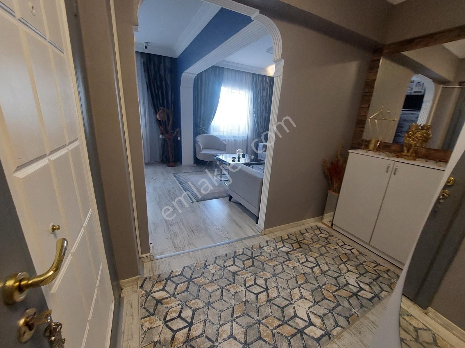 Şeref Emlak Full Yenilenmiş Satılık Daire 4.990.000 Tl - Görsel 8