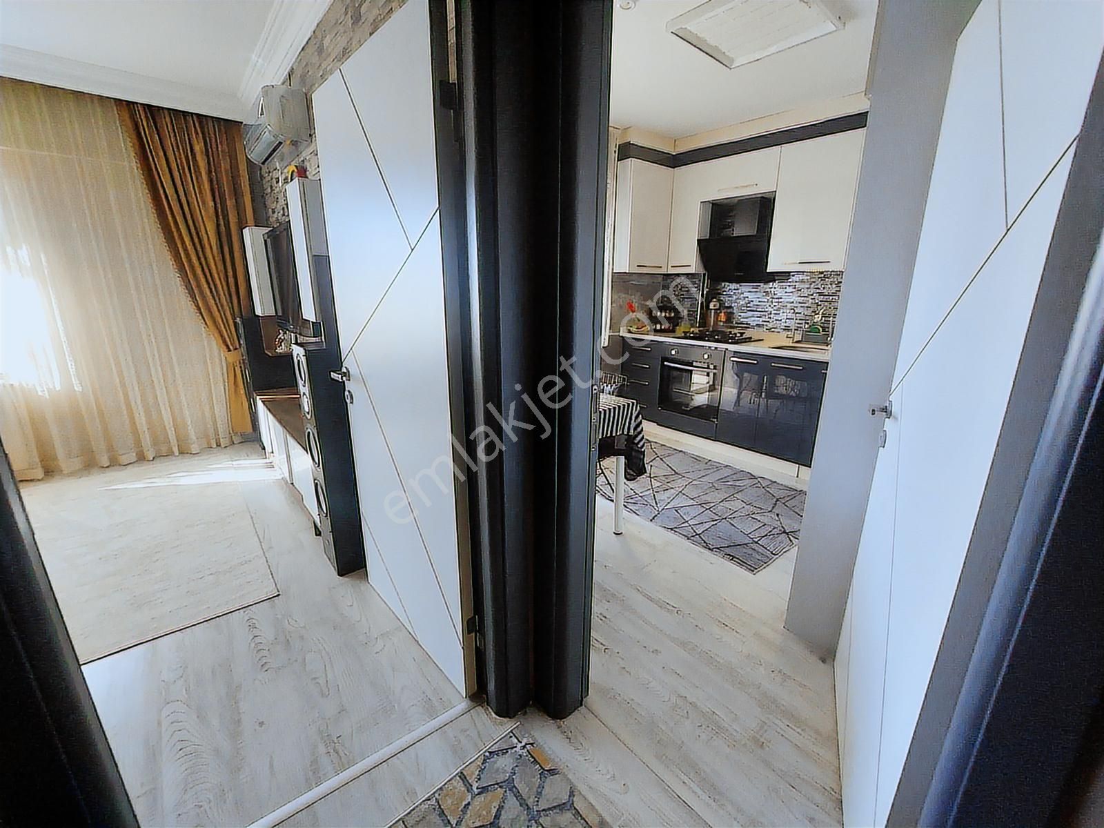 Şeref Emlak Full Yenilenmiş Satılık Daire 4.990.000 Tl - Görsel 12