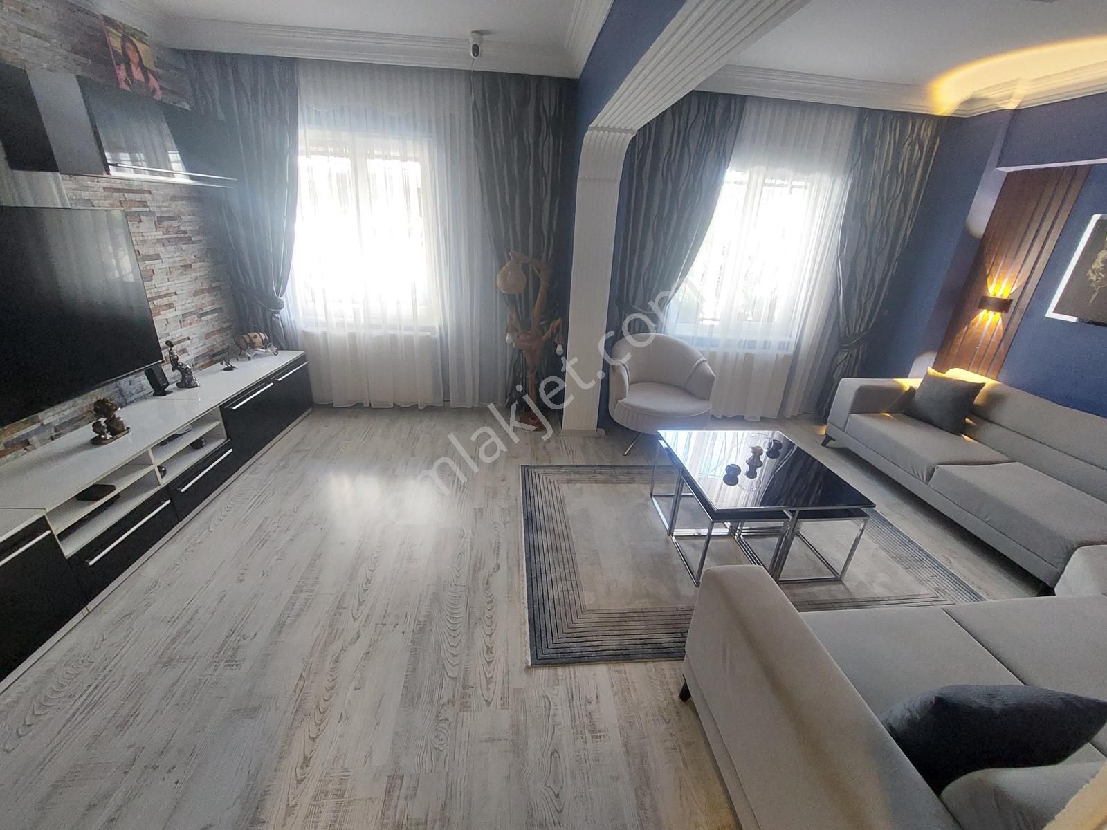 Şeref Emlak Full Yenilenmiş Satılık Daire 4.990.000 Tl - Görsel 28