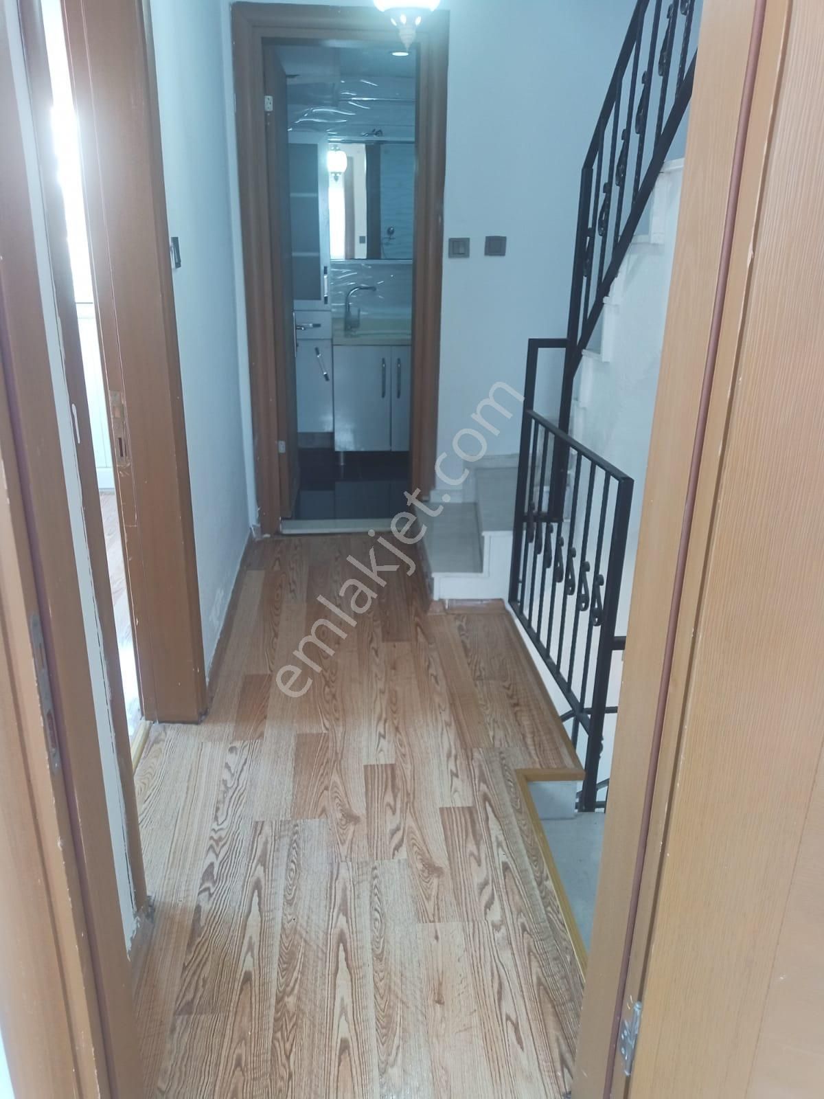 Karaova'da Köşe Konumlu,bahçeli 3+1 Müstakil Villa - Görsel 20