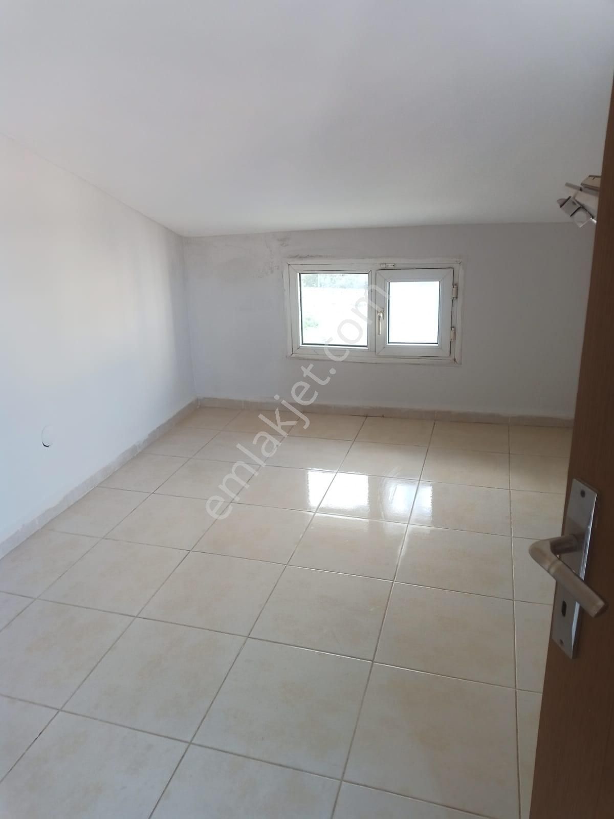 Karaova'da Köşe Konumlu,bahçeli 3+1 Müstakil Villa - Görsel 25